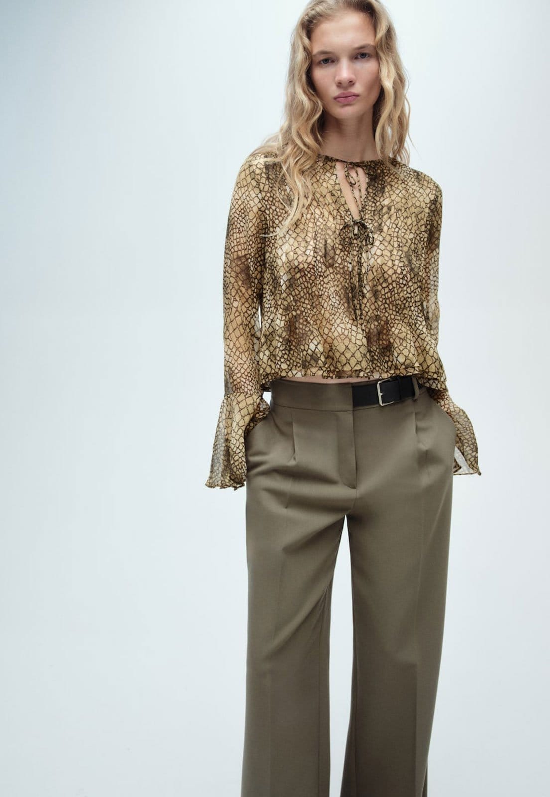 Camisa Mango Reta Dove com Amarração