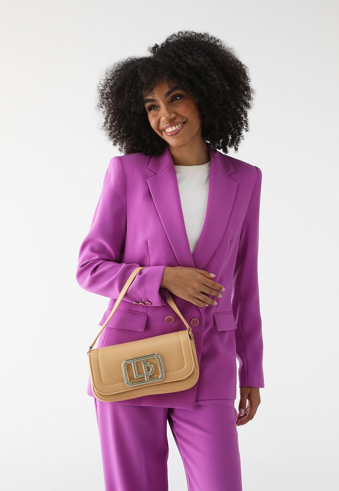 Vista principal Bolsa Tiracolo Lança Perfume Logo Metalizado Amarela Lança Perfume amarelo