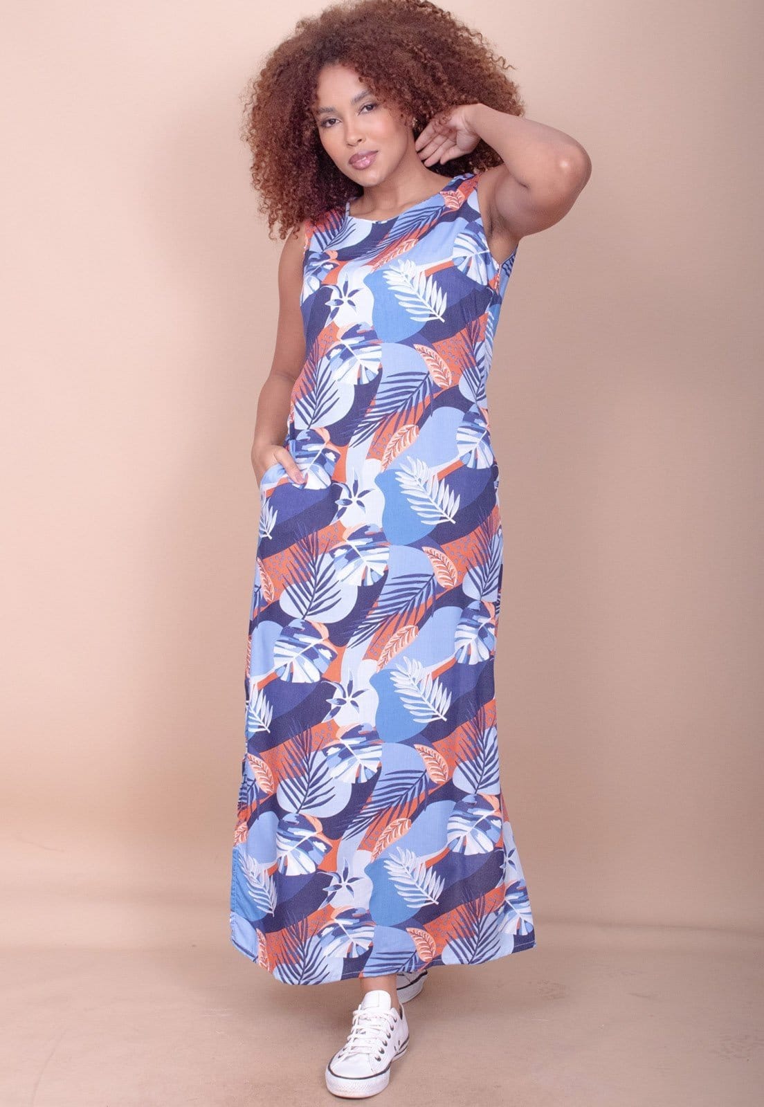 Vista 2 Vestido Longo Cabanafree Plano com Bolso Estampa Jardim Celeste Cabanafree azul/estampado/off-white/vermelho celeste