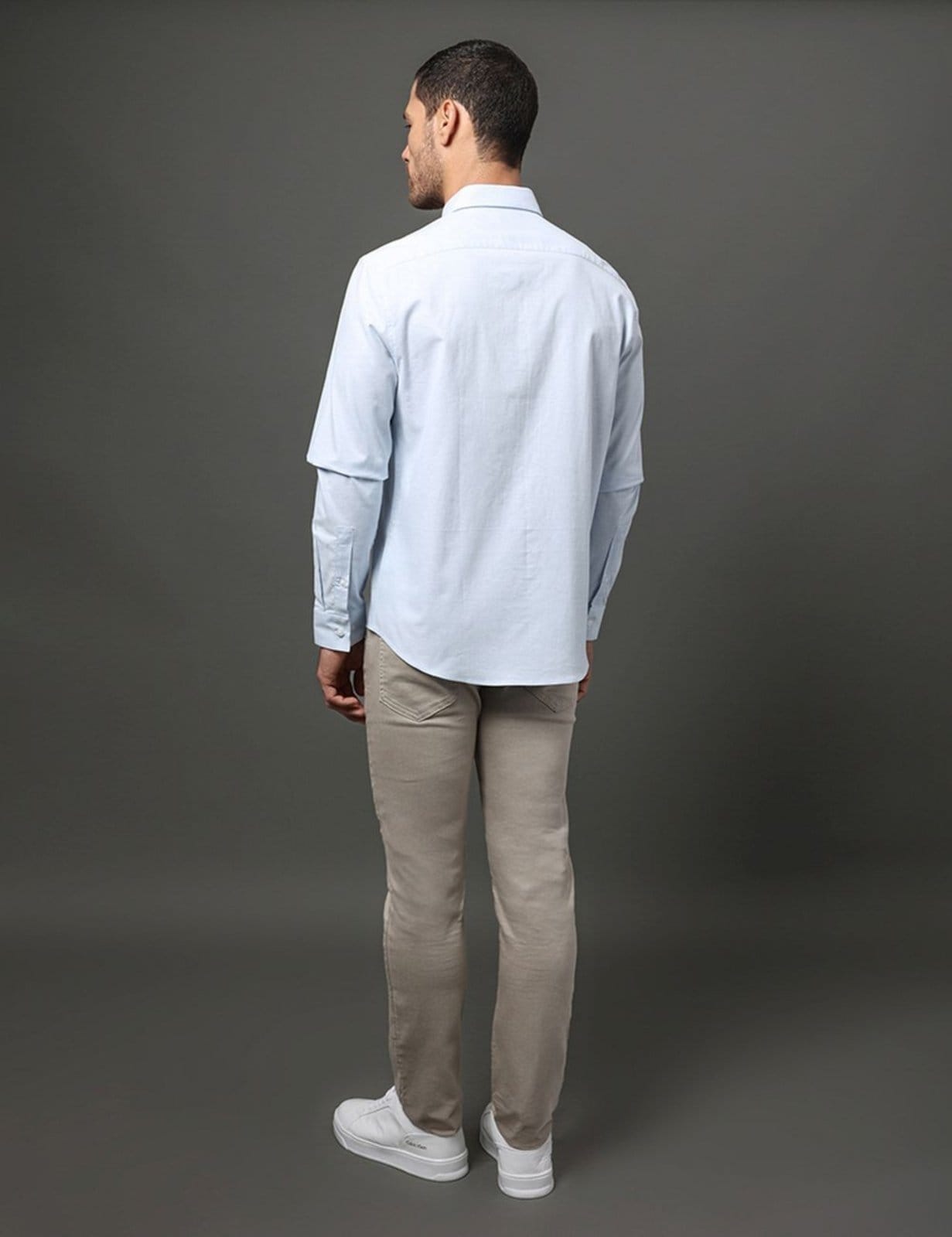 Vista 2 Camisa Masculina Oxford Com Elastano Calvin Klein Claro Calvin Klein Jeans azul