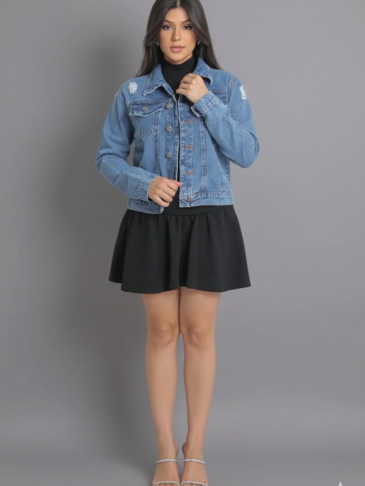 Jaqueta Jeans Feminina Destroyed Botões Dourados Estilo Despojado