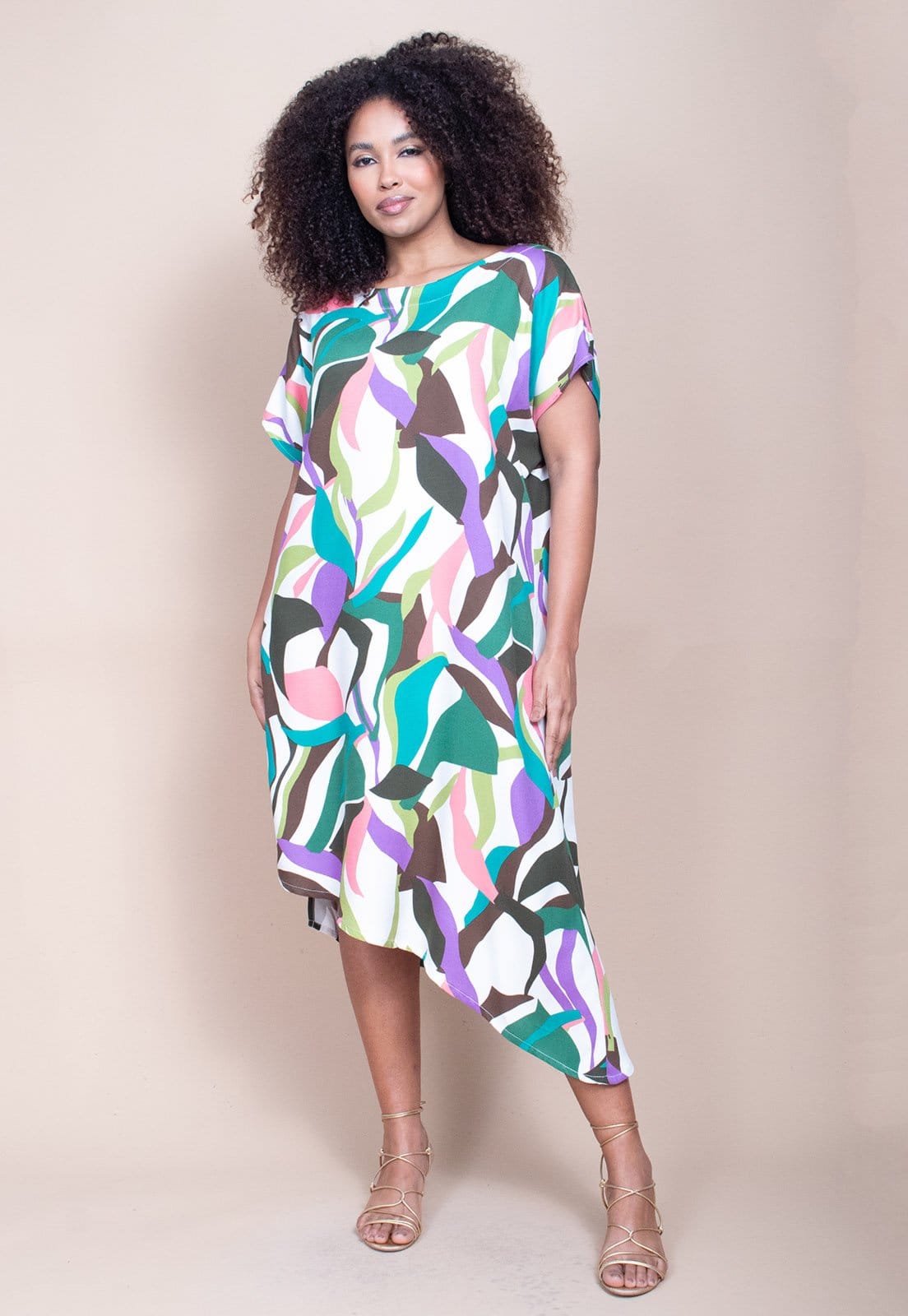 Vestido Cabanafree Midi Plano Estampa Encanto Botânico