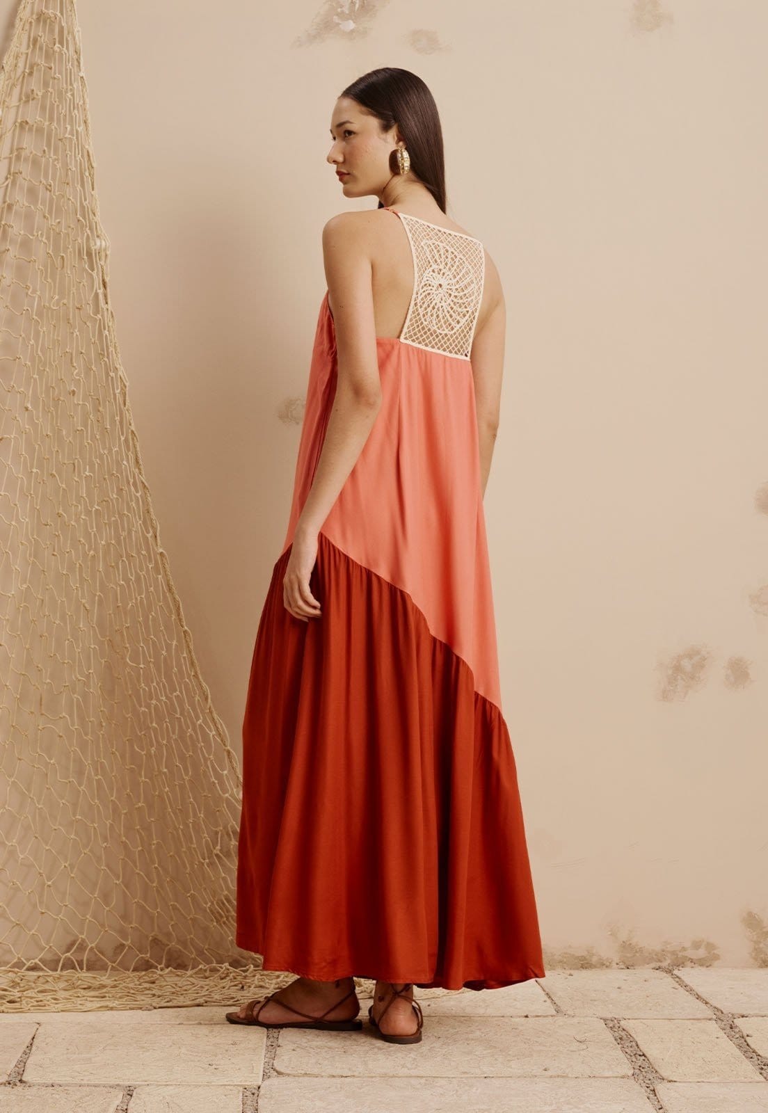 Vista 2 Vestido Longo Guippier Concha Espiral CaCay laranja