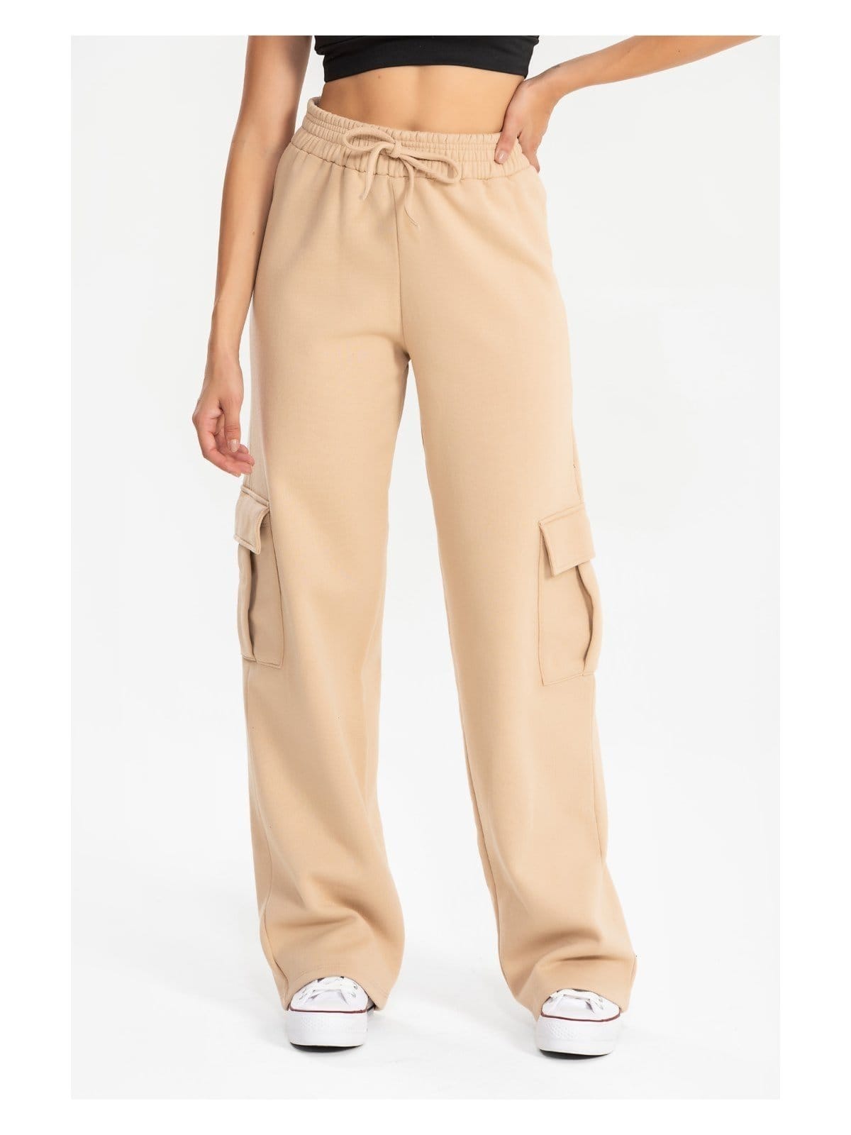 Vista principal Calça Moletom Reta Cargo Feminina com Avesso Peluciado Cappuccino Meu Jeans bege