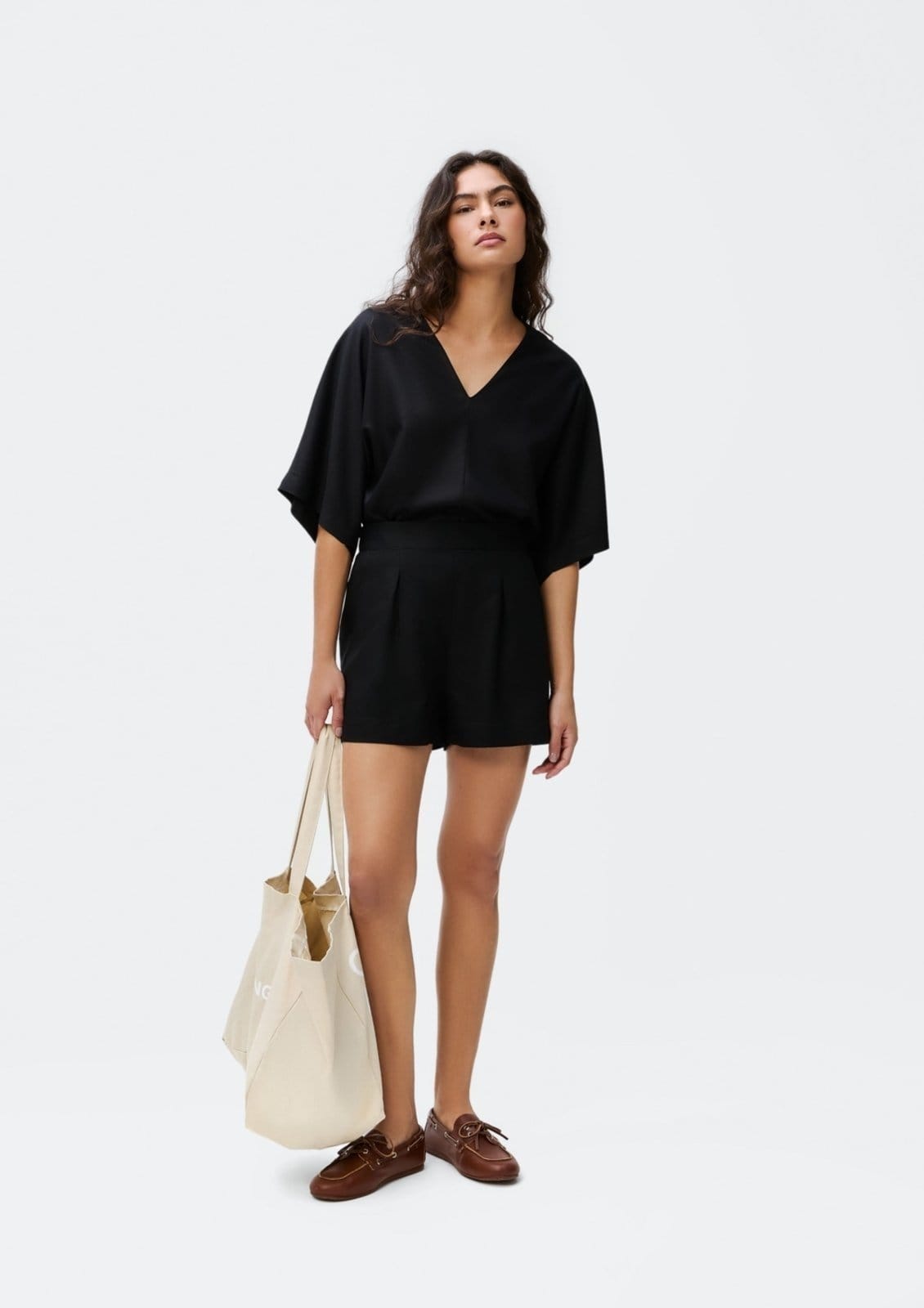 Shorts Feminino Cintura Alta Em Viscolinho