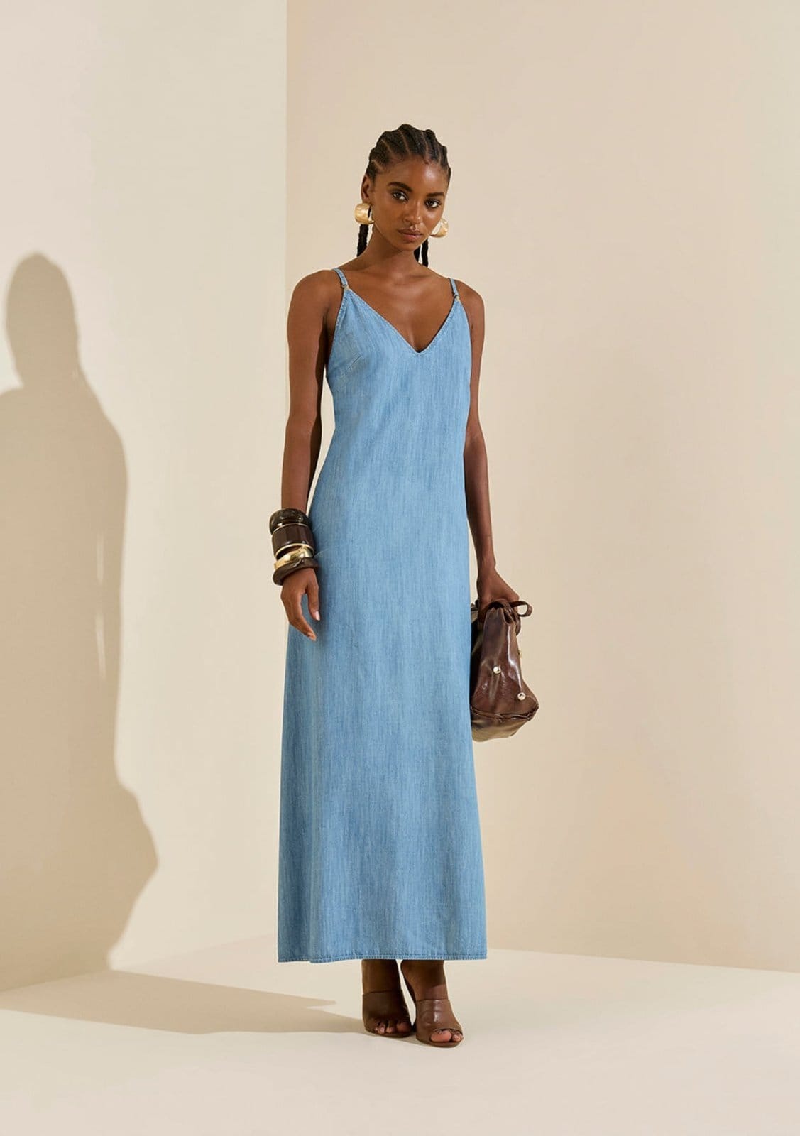 Vestido Morena Rosa Solto Decote V Com Alça Longo Azul