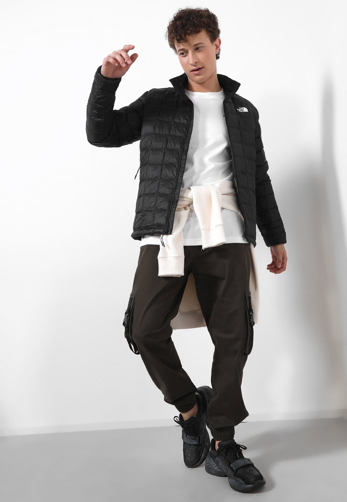 Vista 2 Jaqueta The North Face Thermoball Eco Preta The North Face preto