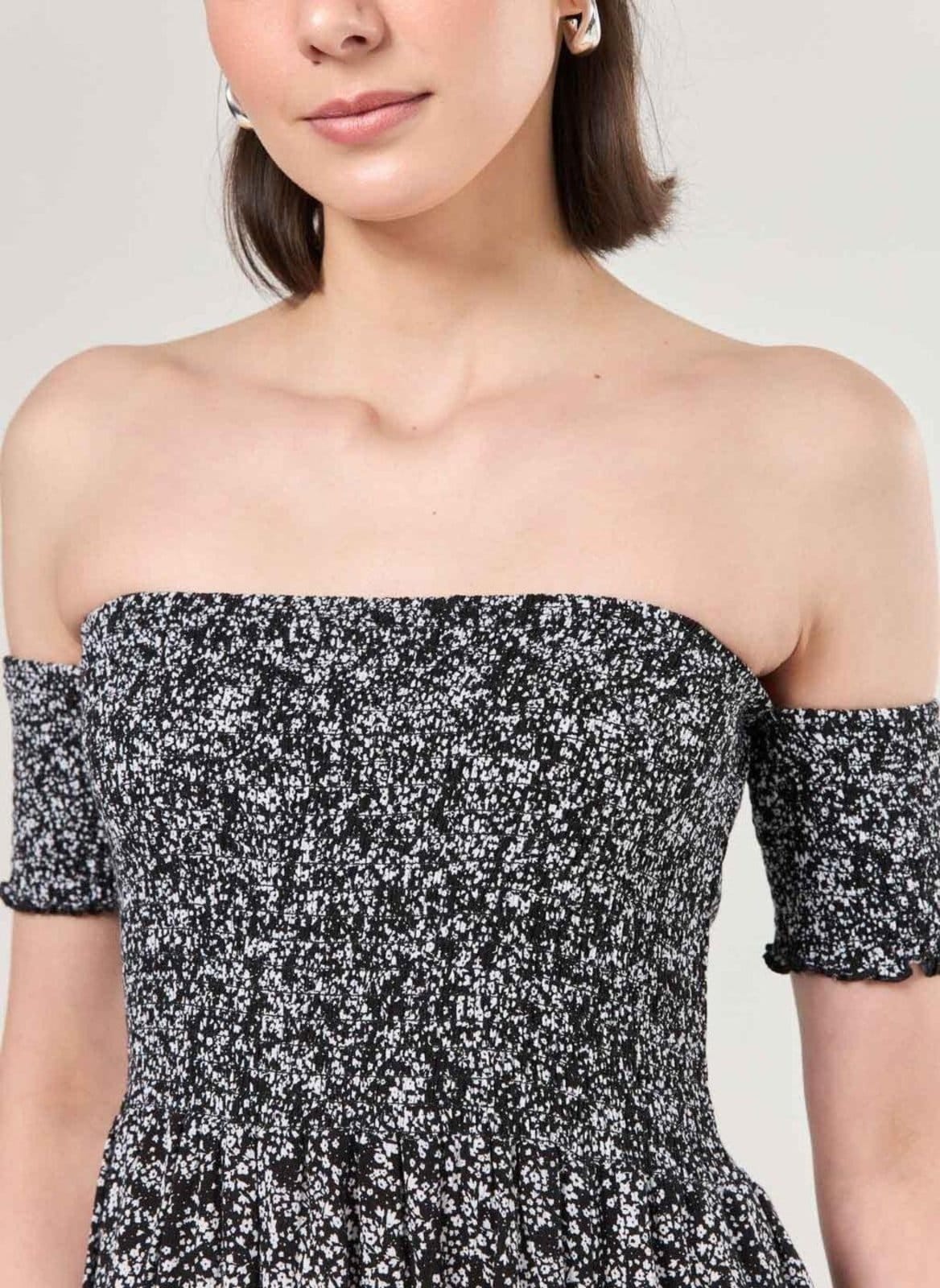 Vista 2 Vestido Midi Lastex Preto Florido Youcom estampado