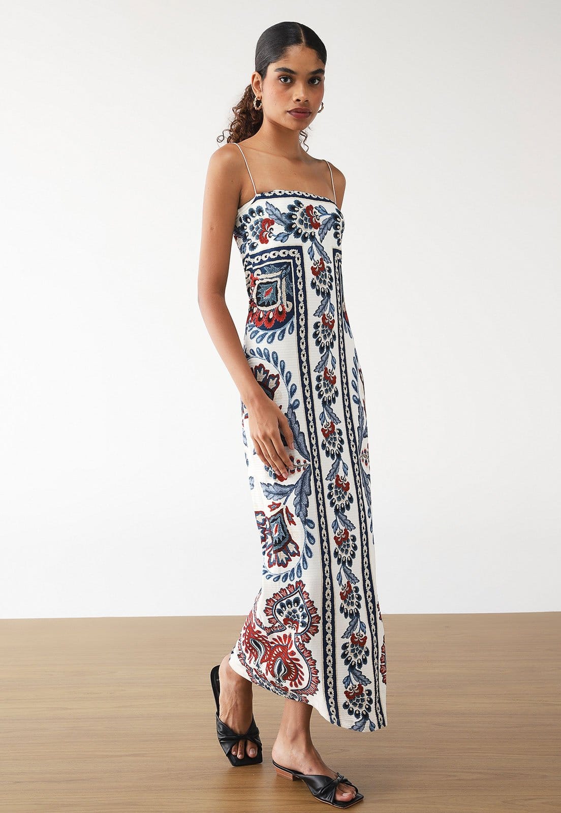 Vista principal Vestido Canelado FARM Midi lenço Nautico FARM branco