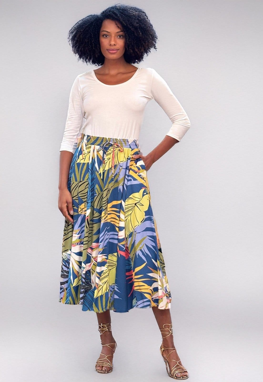 Vista 2 Saia Amazonia Vital Longa Viscose Estampa Brisa Botânica Amazonia Vital azul/estampado