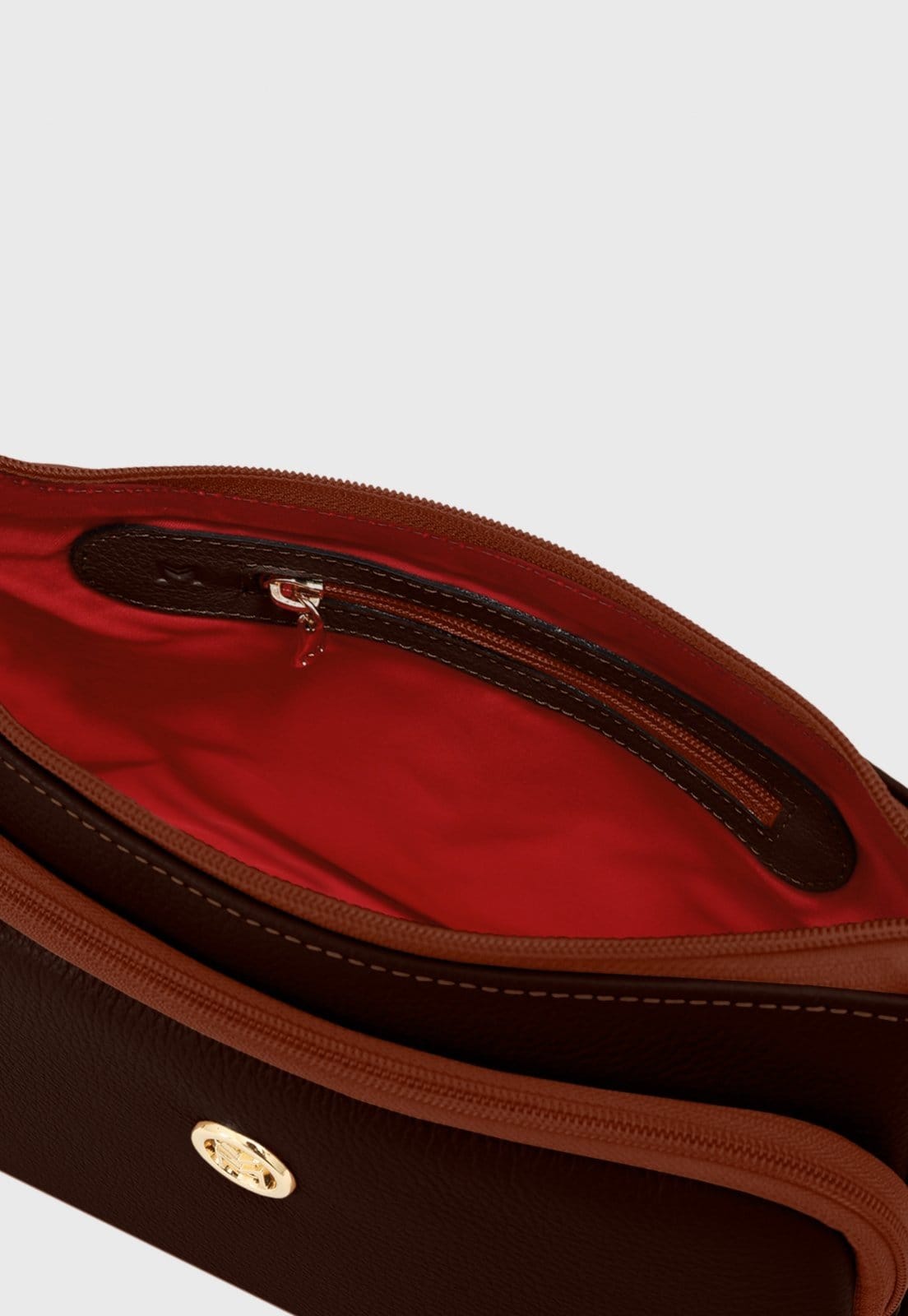 Vista 2 Bolsa Transversal Couro Mariart Rosalina Chocolate Mariart marrom