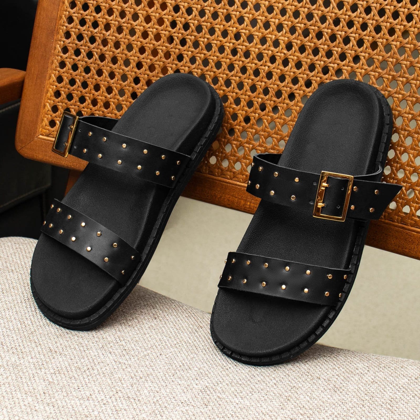 Sandália Feminina Papete Flatform Fivela Metal Macia Confortável Resistente