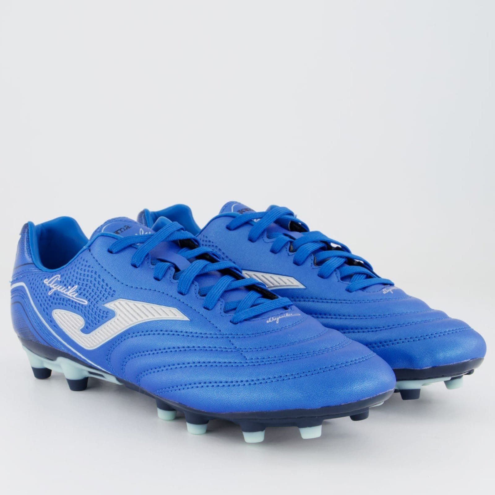 Vista 2 Chuteira Joma Aguila Campo e Prata Joma azul