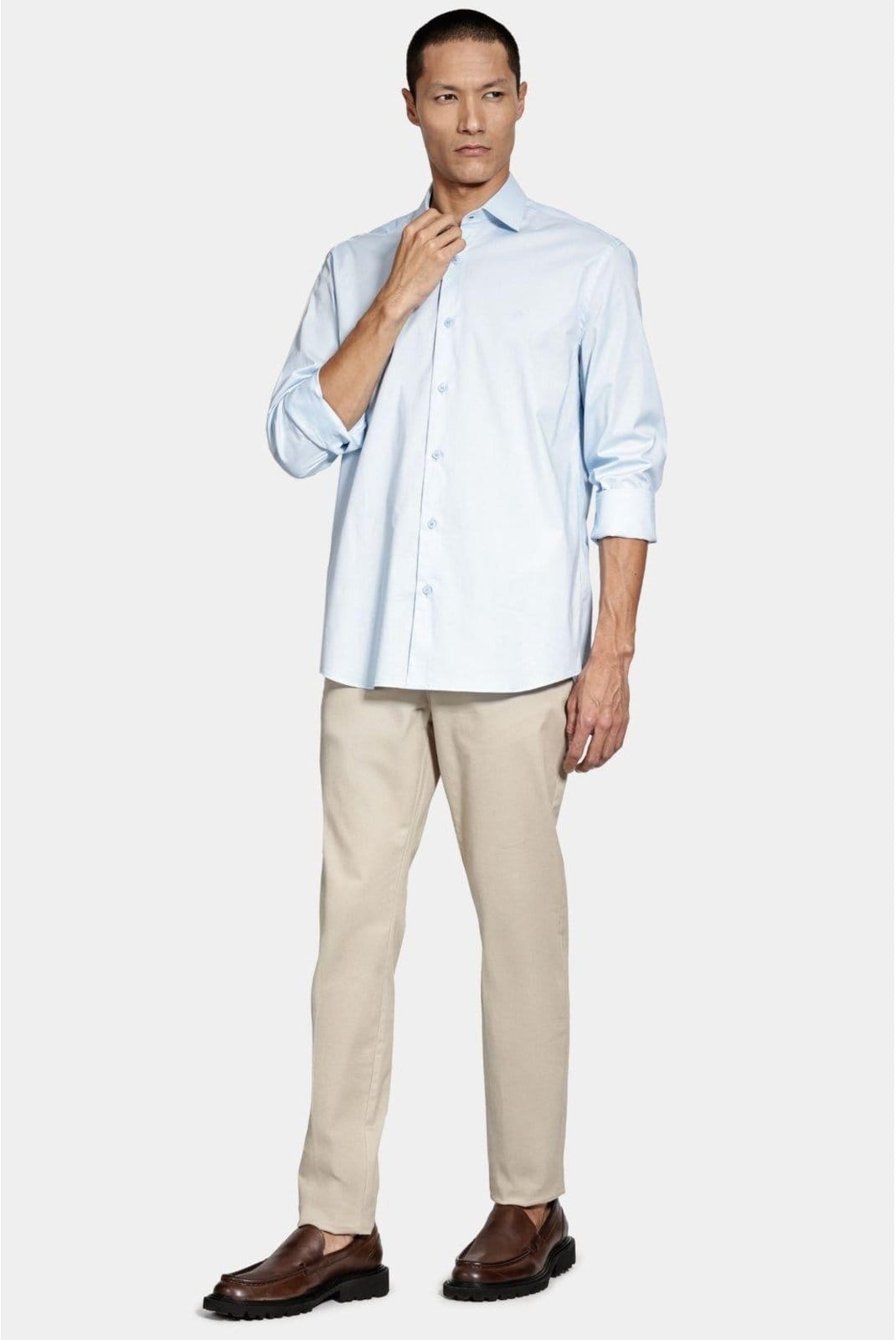 Vista 2 Kit Camisas Manga Longa Tricoline Slim Branco e Azul Aramis incolor azul