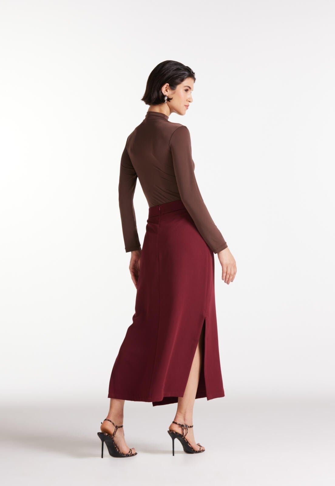 Vista 2 Saia Midi Alfaiataria Com Fendas Traymon Sauvignon Traymon vermelho