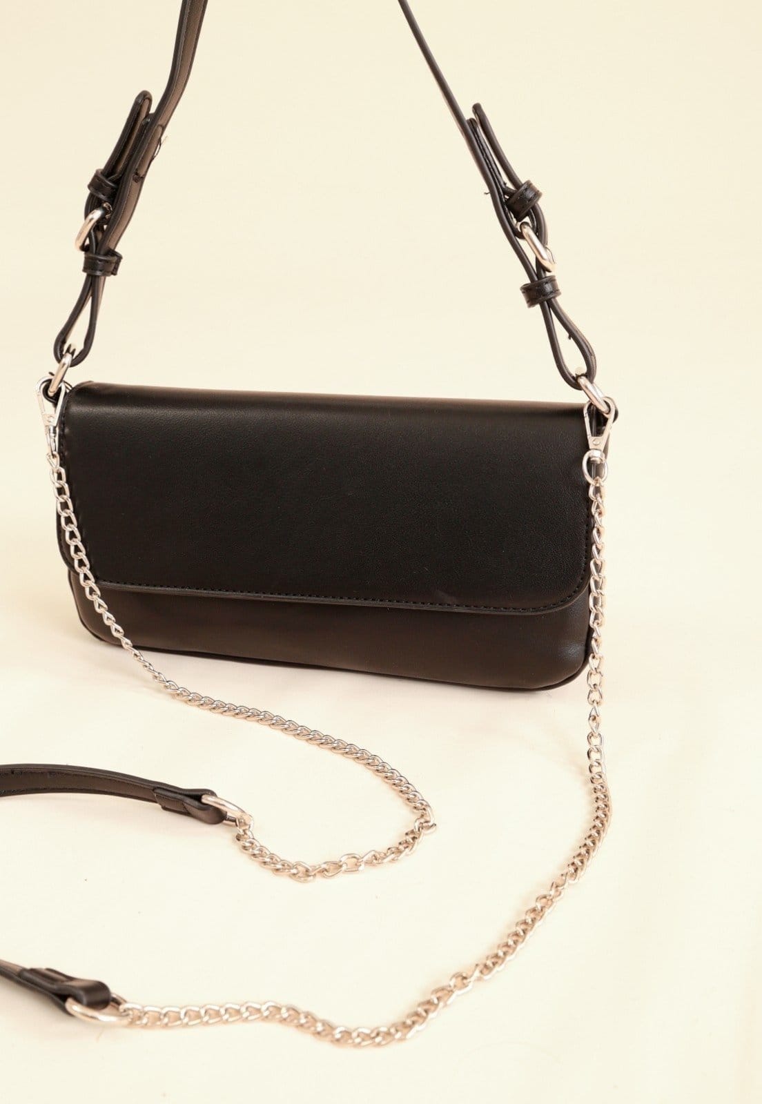 Vista 2 Bolsa Baguete Pop Me Com Corrente Pop Me preto