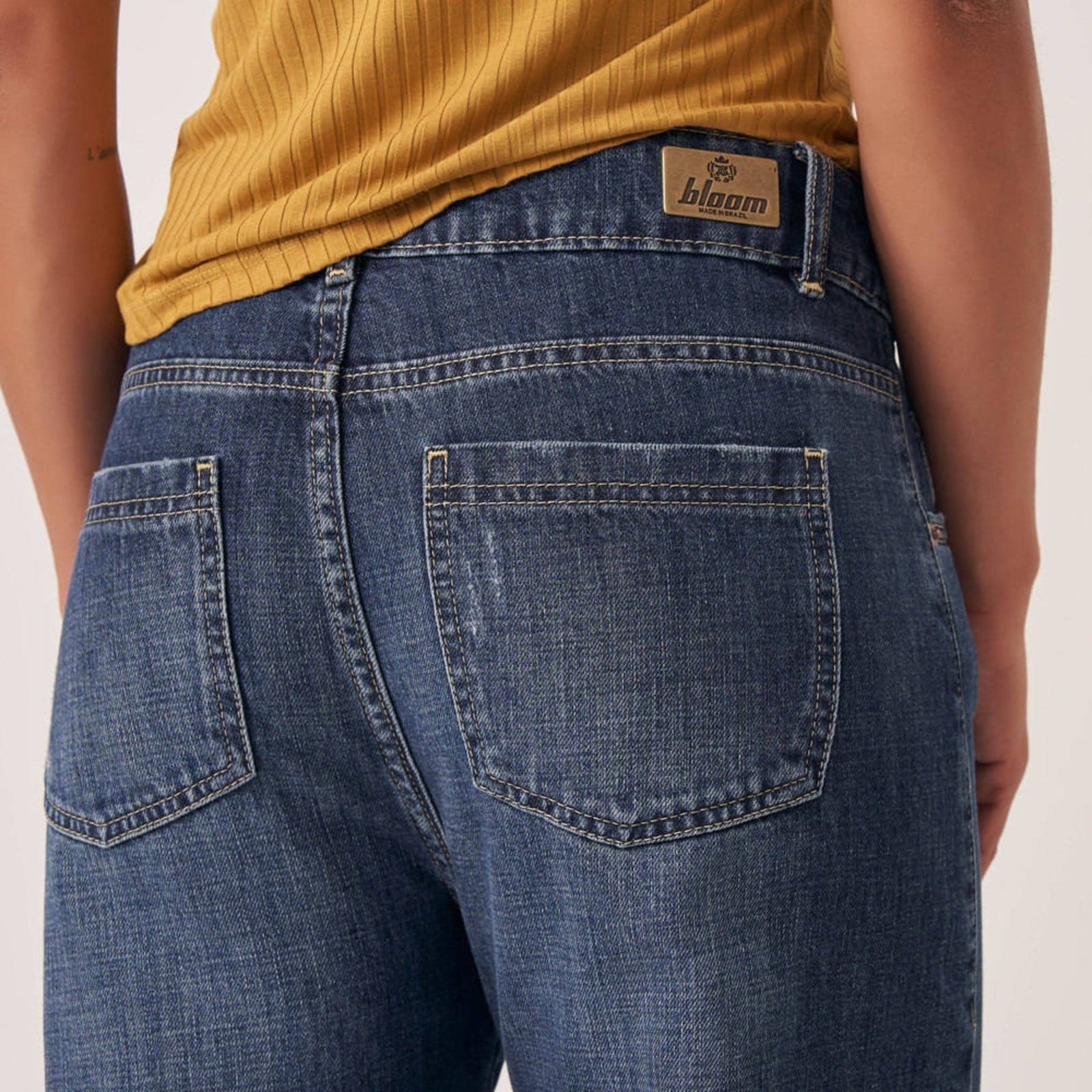 Vista 2 Calça Jeans Wide Leg Azul Escuro Bloom azul marinho