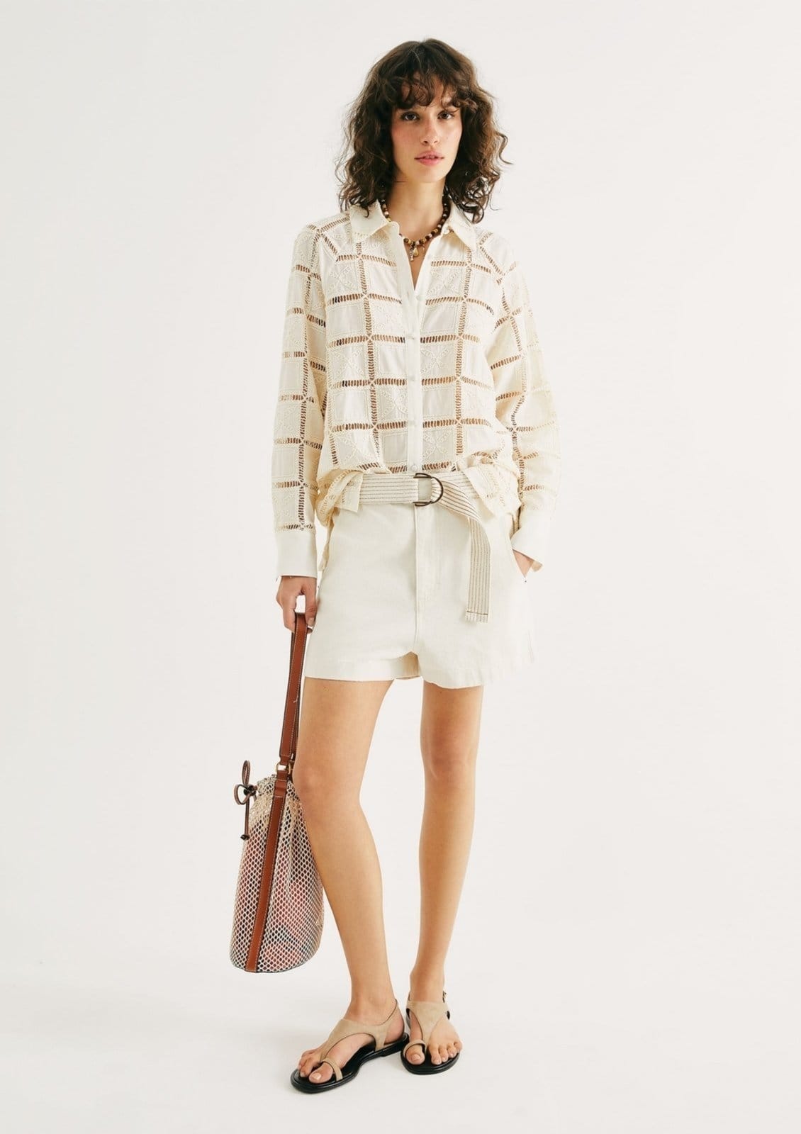 Vista principal Shorts Feminino Em Sarja Cintura Média Hering off-white