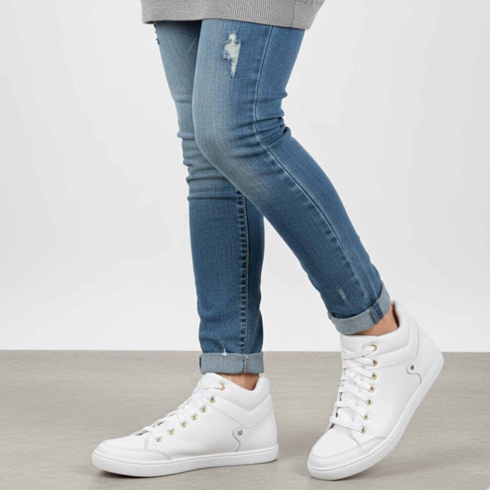 Vista principal Bota Botinha Feminina Branca Sem Salto Comfort ROMEU E JULIETA SHOES branco