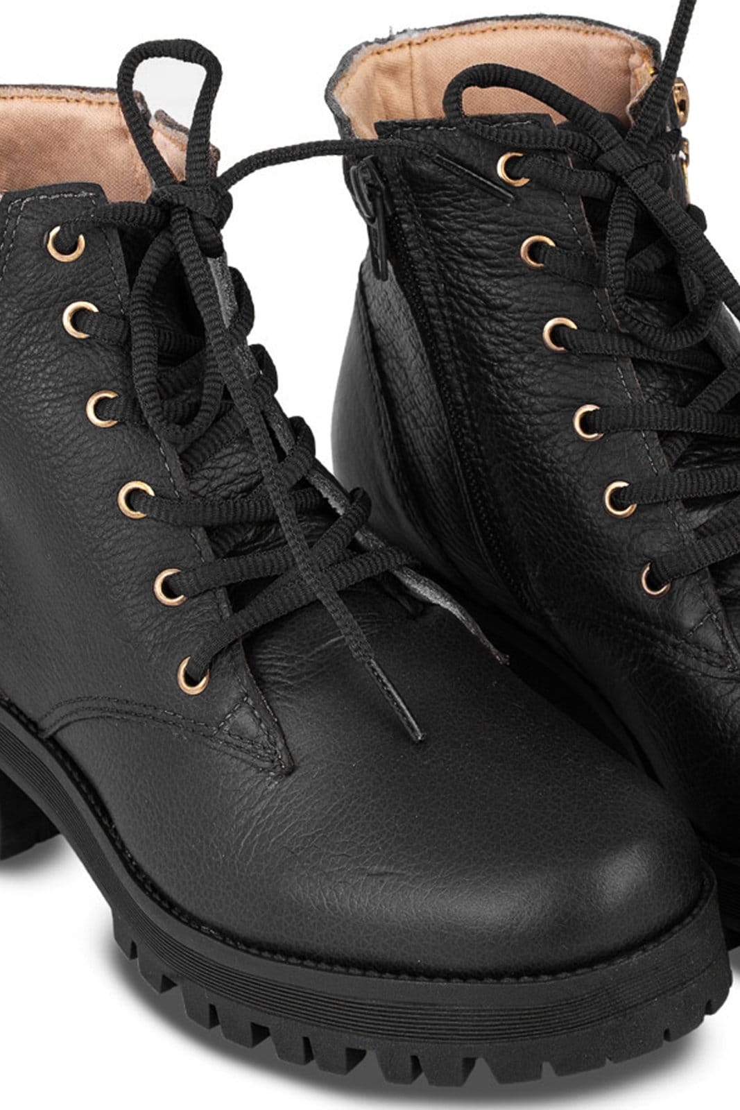 Vista 2 Coturno Andrea Vinci feminino em couro cano curto 7625 Andrea Vinci preto