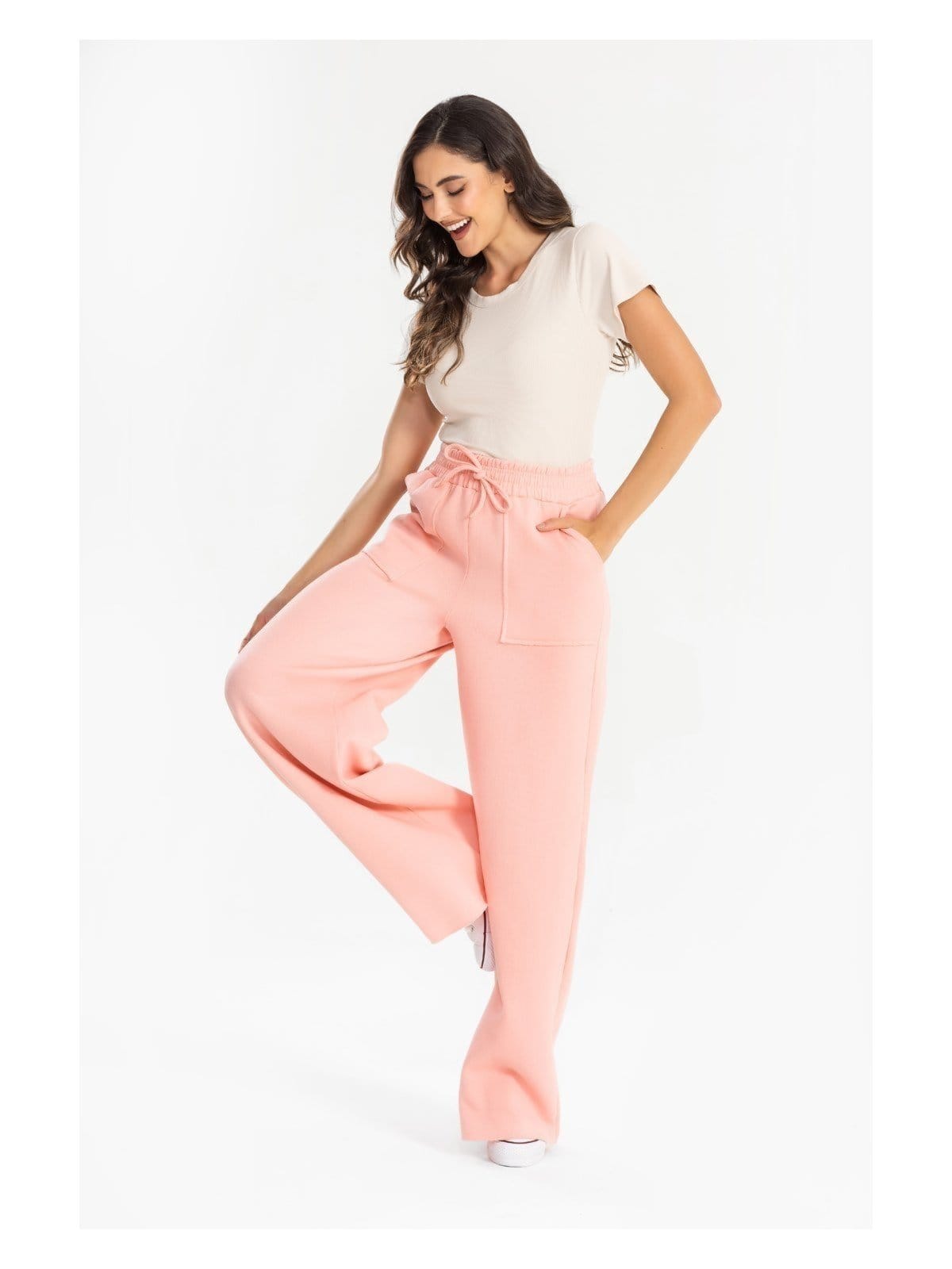 Vista 2 Calça Moletinho Wide Leg Val Feminina Meu Jeans rosa