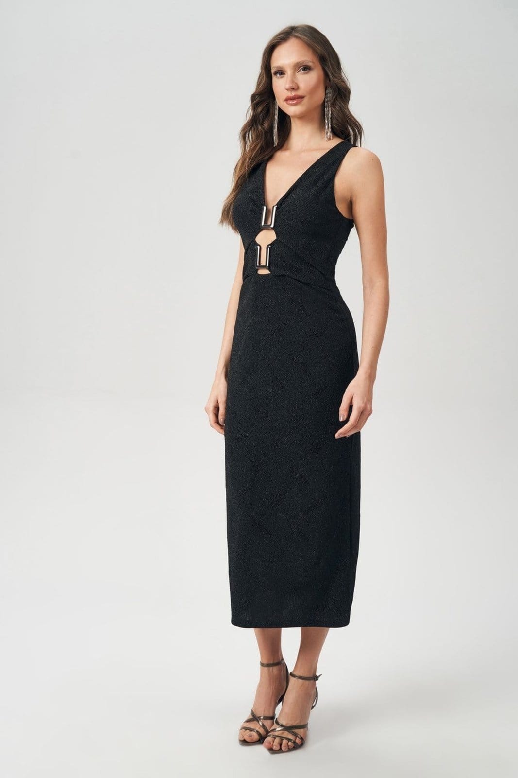 Vestido com Frente Vazada Feminino Acostamento