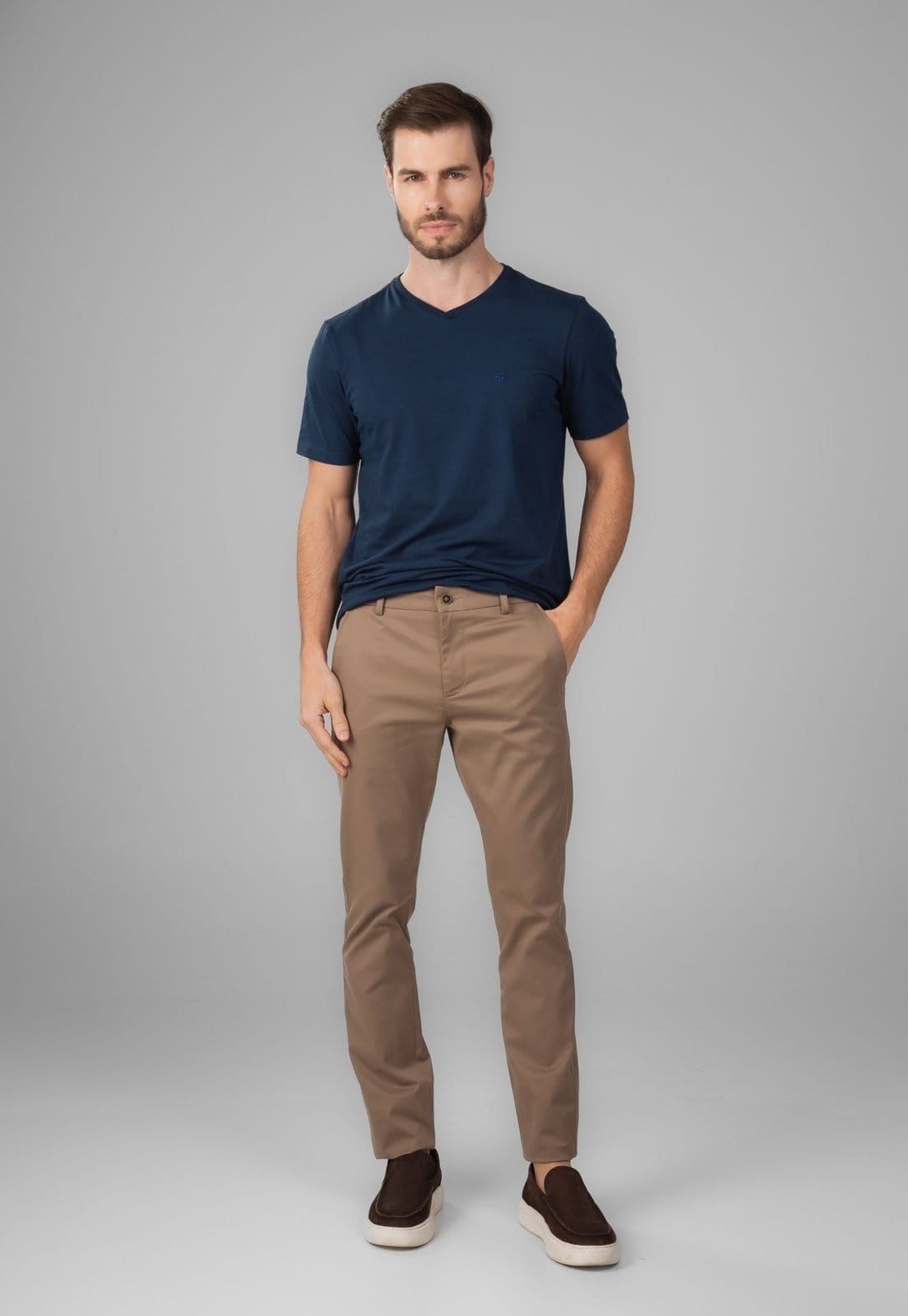 Vista 2 Calça Sarja Traymon Slim Algodão Egípcio Kaki Medio Traymon cáqui kaki