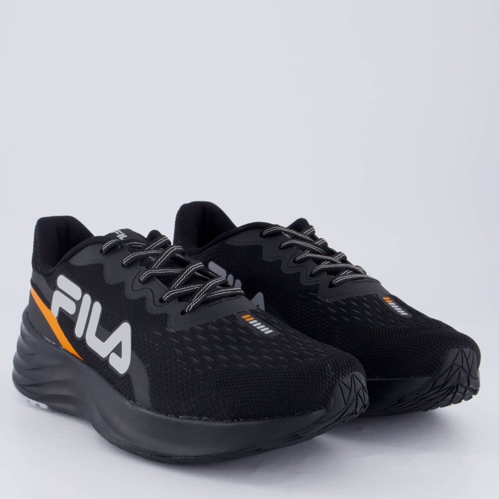 Vista 2 Tênis Fila Comet 2 e Laranja Fila preto