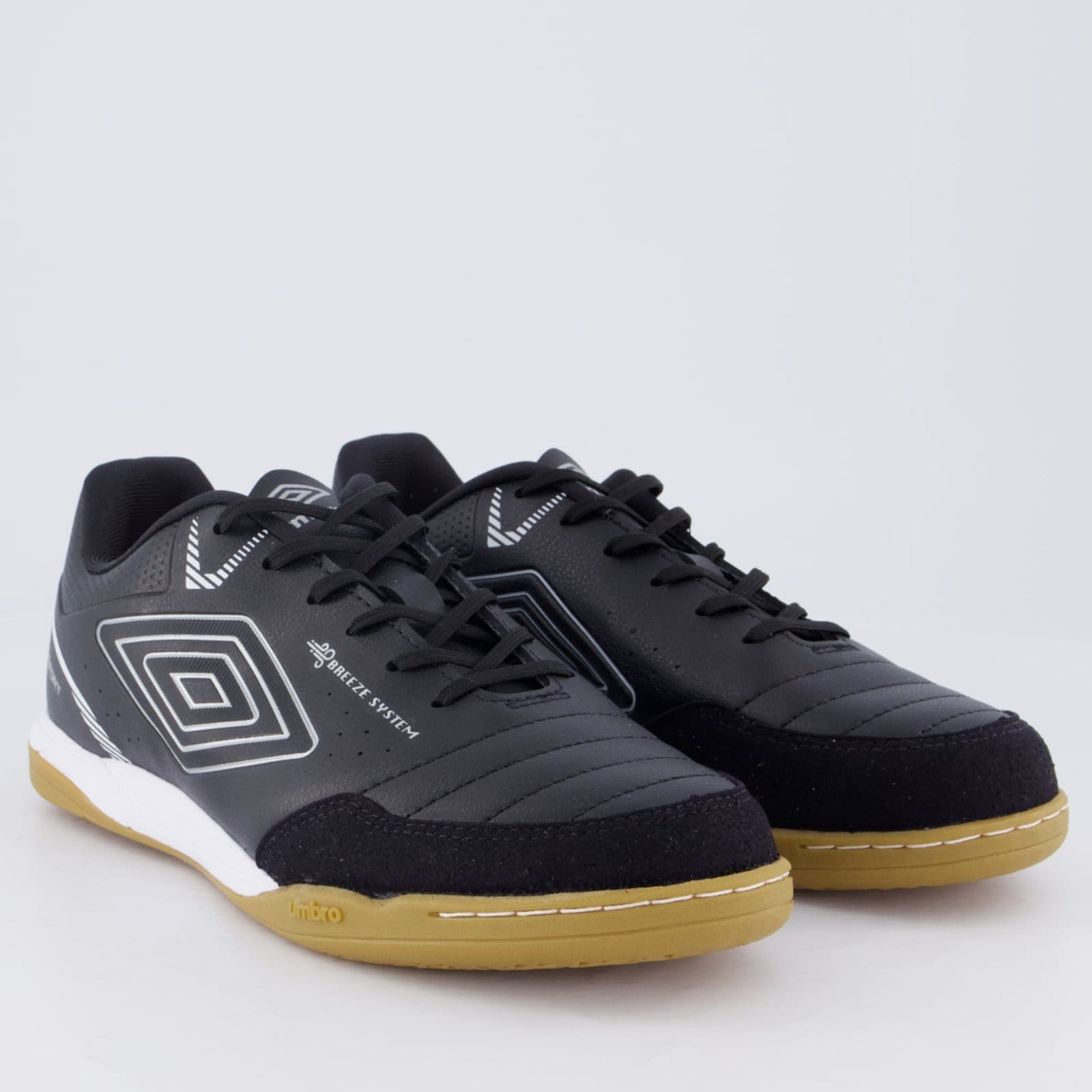 Vista 2 Chuteira Umbro Neo-Comfort Futsal Preta e Prata Umbro preto