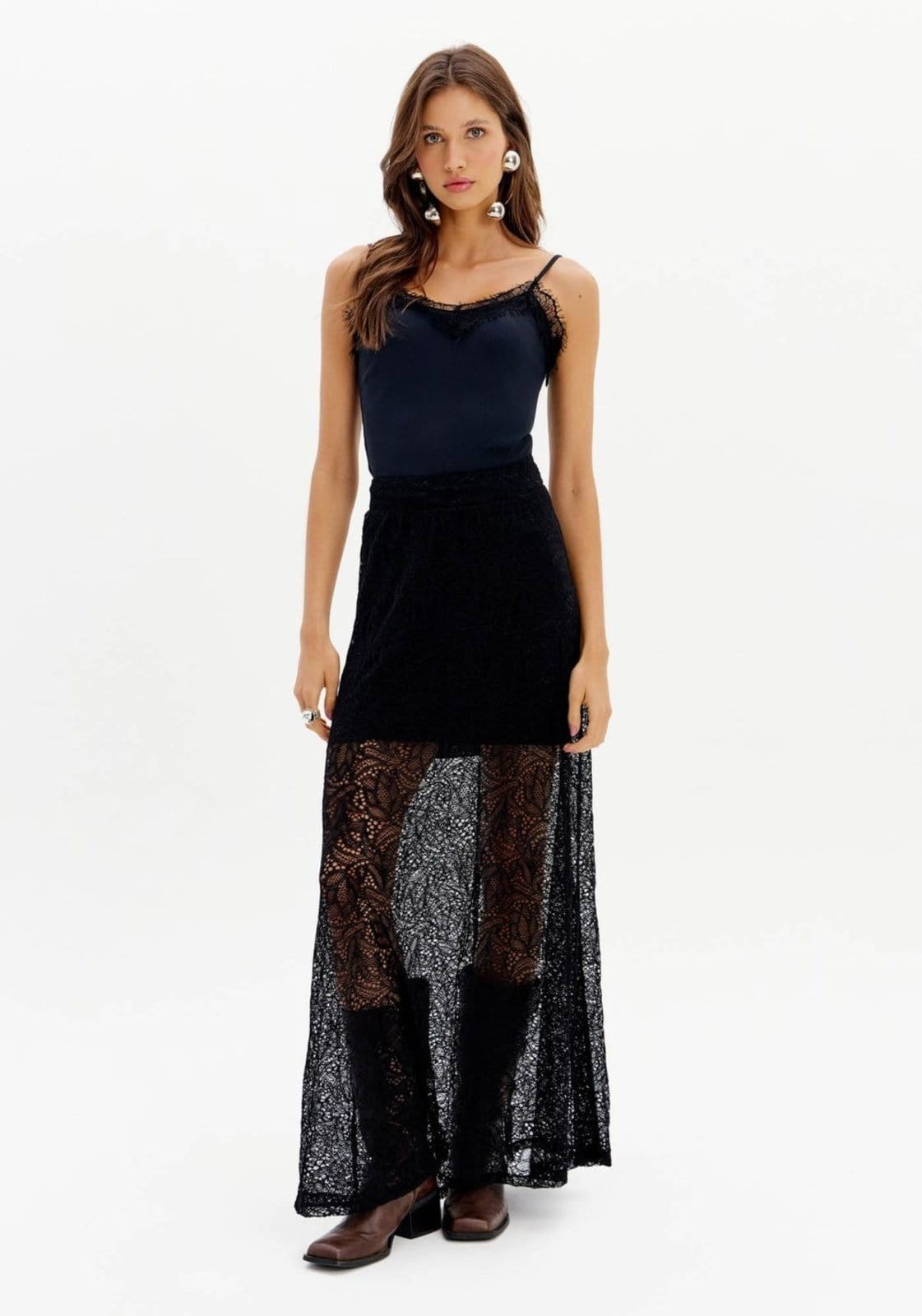 Saia Midi Evasê Renda