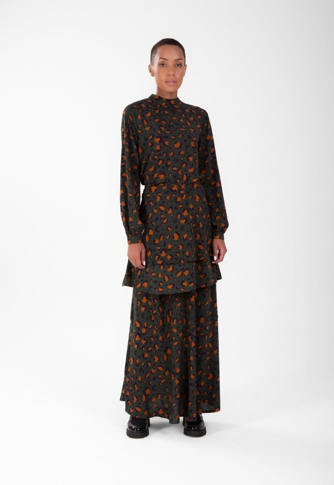 Saia Traymon Midi Estampada Com Babados Verde Estampado