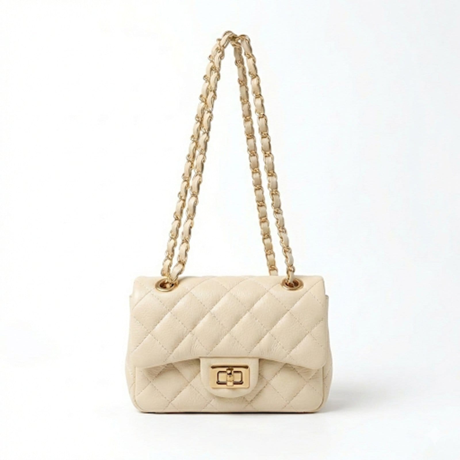 Bolsa Feminina Couro Legítimo OffWhite Vittal Cecilia Design Matelassê Delicada