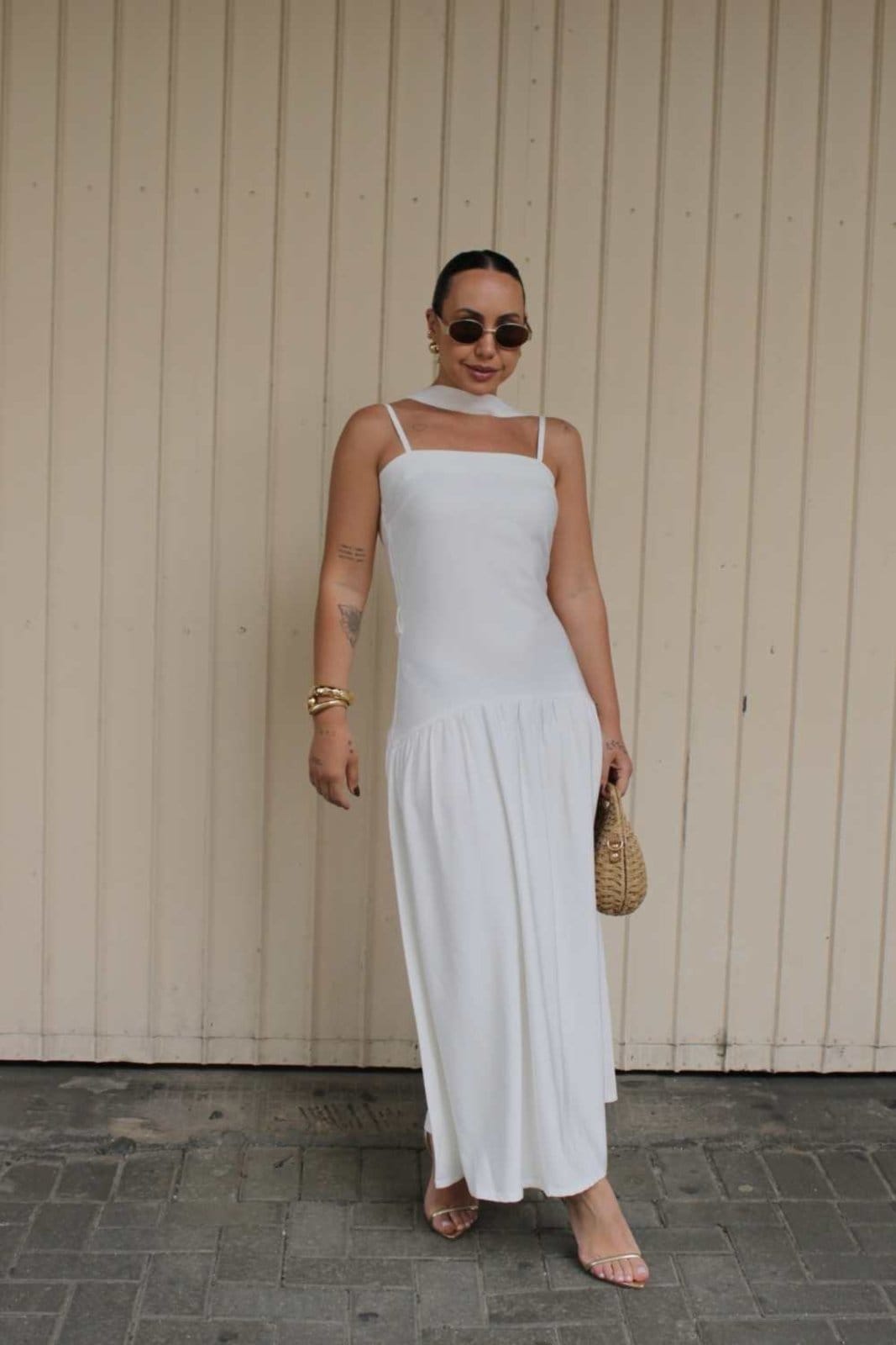 Vista 2 Vestido Vanibele Cintura Baixa Off White Vanibele off-white white