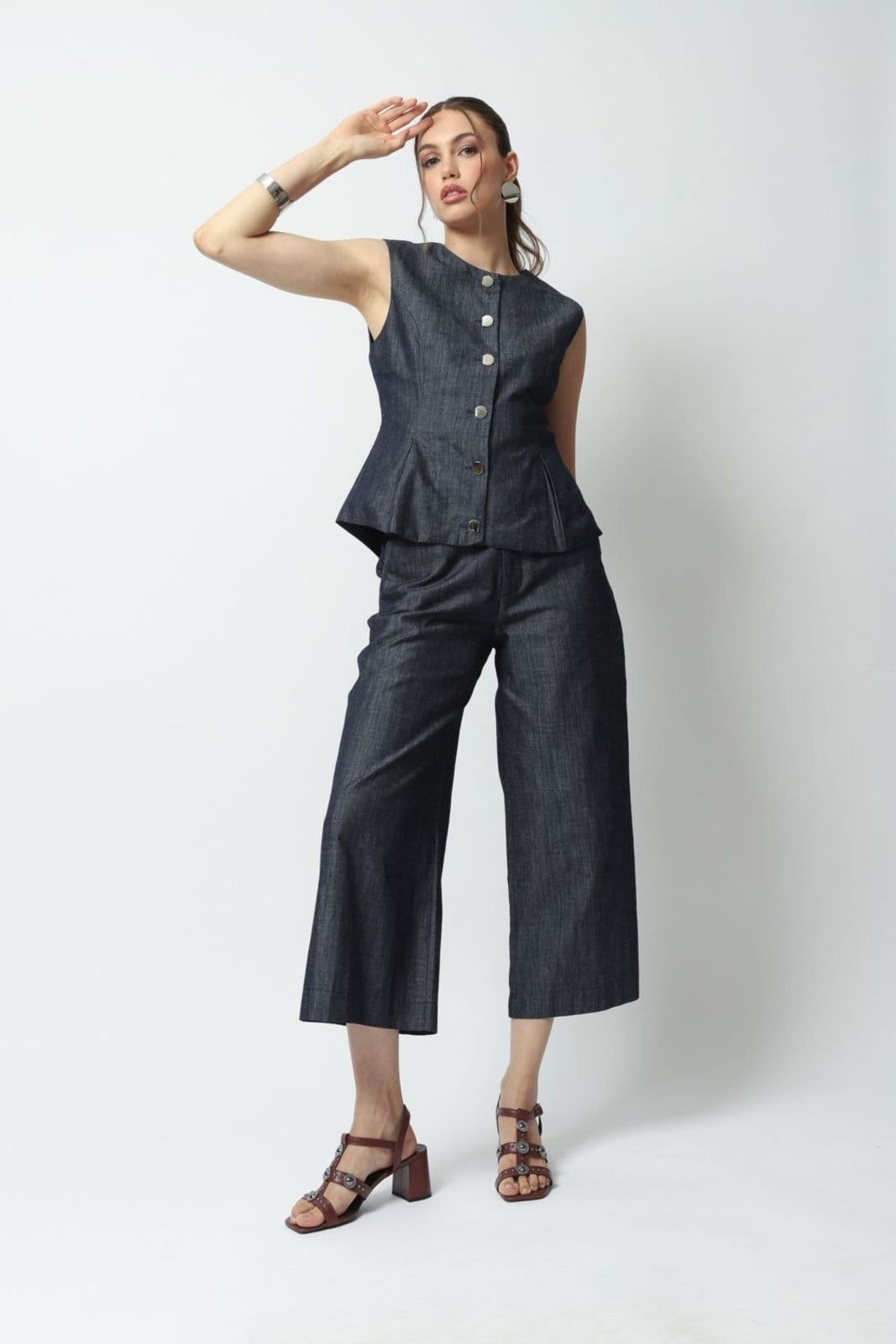 Vista 2 Calça Jeans Alfaiataria Pantacourt M Gazzy azul marinho