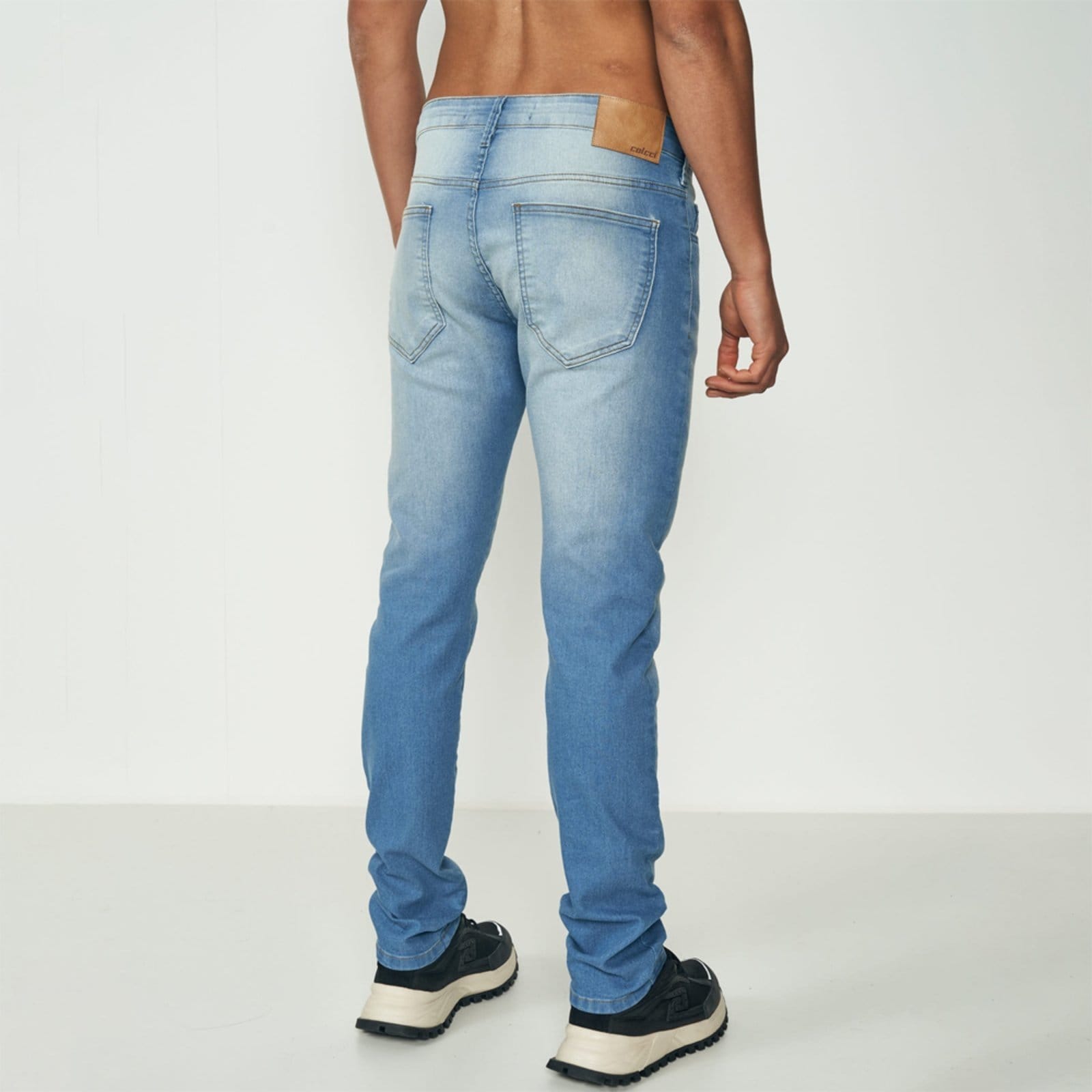 Vista 2 Calça Jeans Colcci Felipe Skinny Foggy Ou25 Masculino Colcci azul