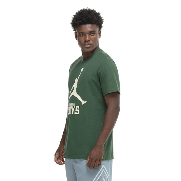 Imagem principal Camiseta Milwaukee Bucks NBA Nike Jordan Essential Masculina Nike VERDE