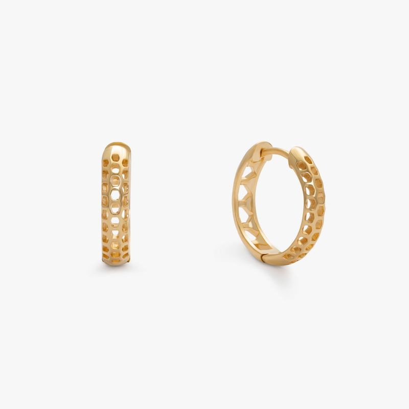 Imagem principal Brinco Argola Fio Vazado 18mm em Prata com Banho de Ouro Amarelo 18k Monte Carlo