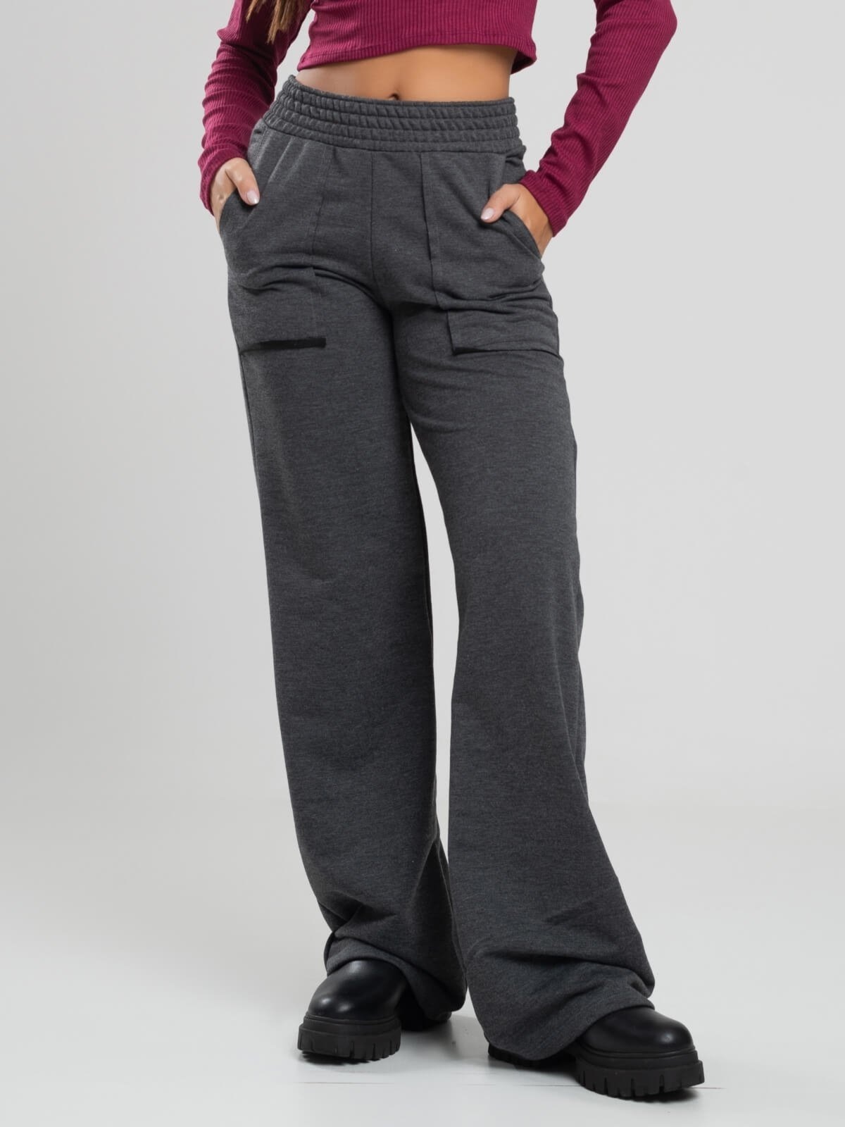 Imagem principal Calça Pantalona Vicbela Cintura Alta Moletinho Wide Leg Vicbela cinza/grafite