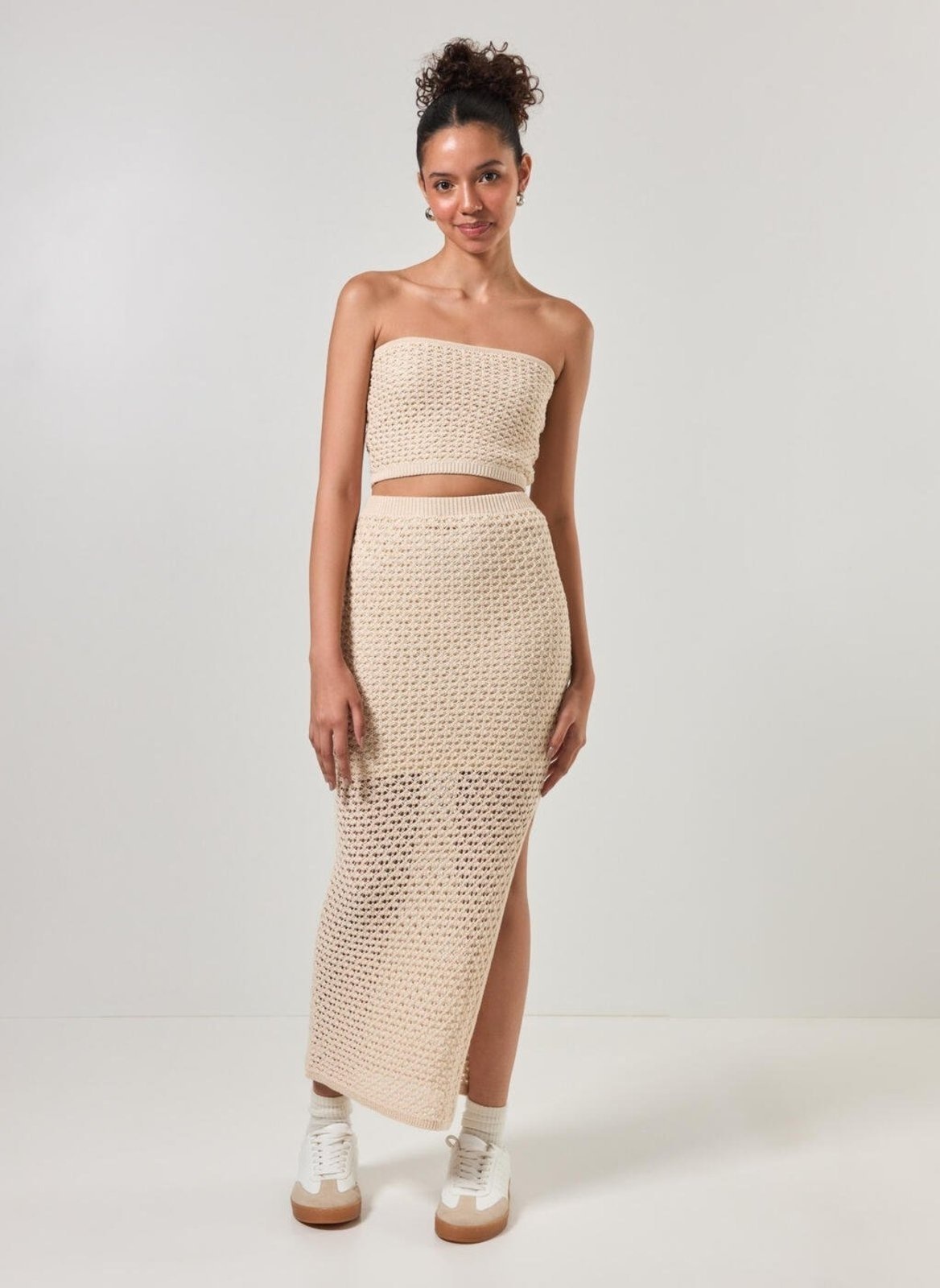 Imagem principal Saia Midi Crochê Areia Fenda Youcom multicolorido