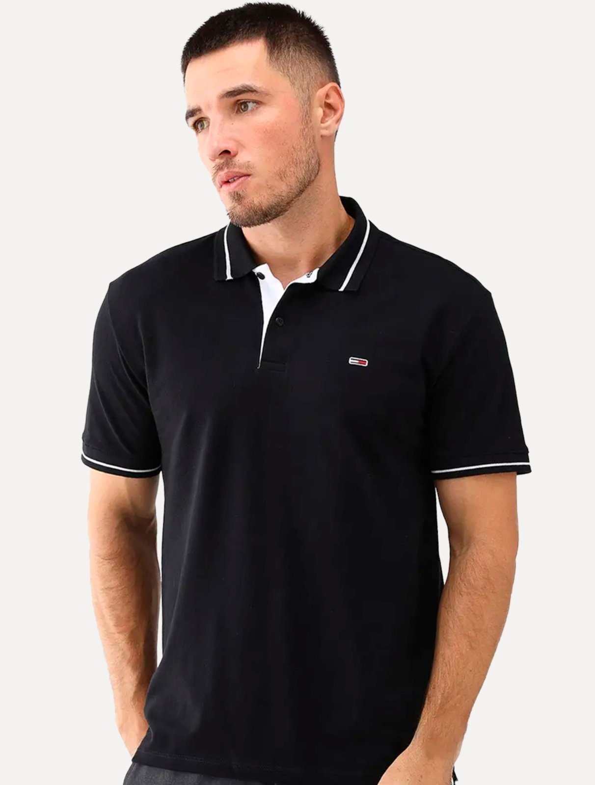Imagem principal Polo Tommy Jeans Masculina Piquet Regular Tipped Preta Tommy Jeans preto