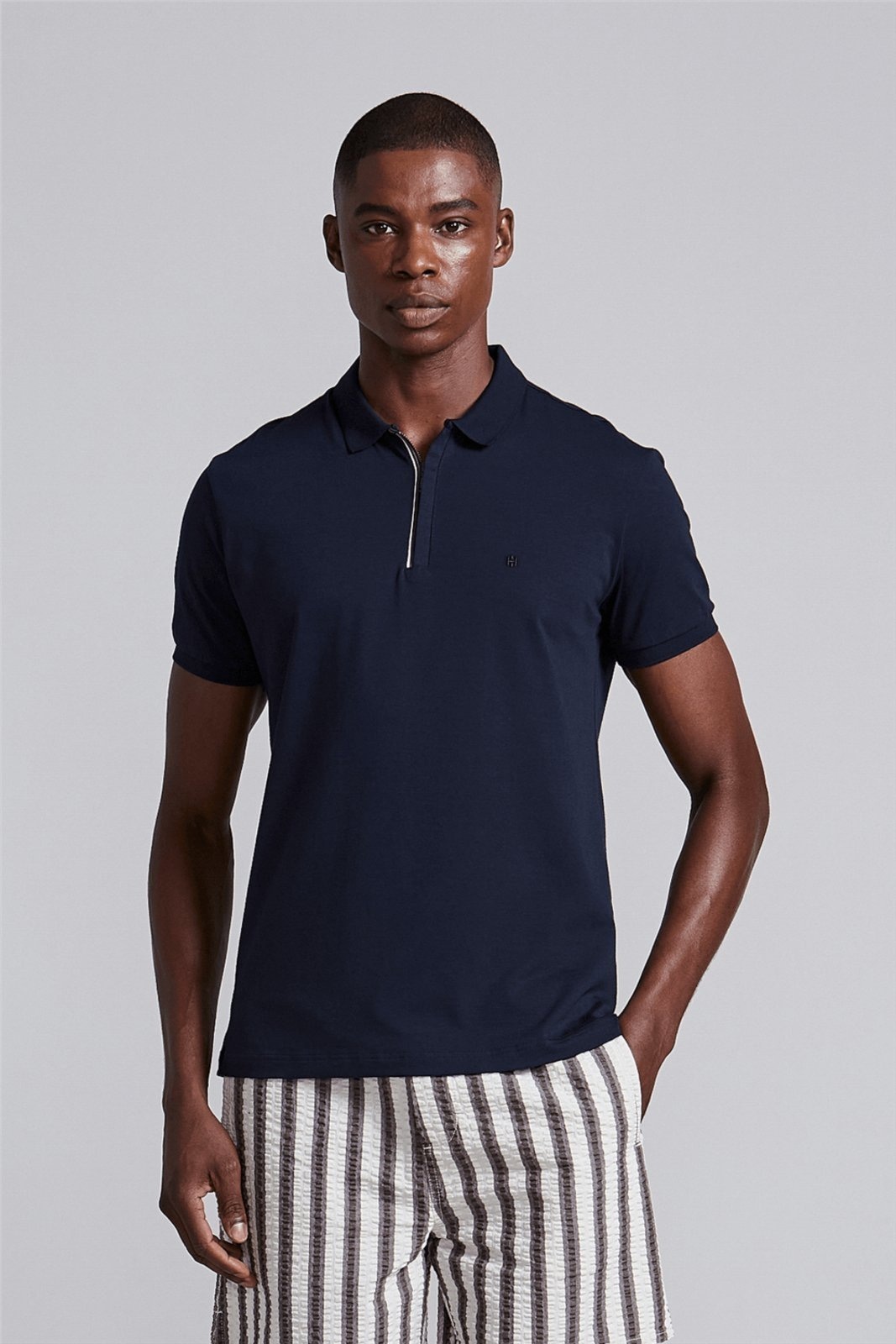 Imagem principal HIGHSTIL Camisa Polo com Zíper Malha Slim Fit HIGHSTIL azul marinho