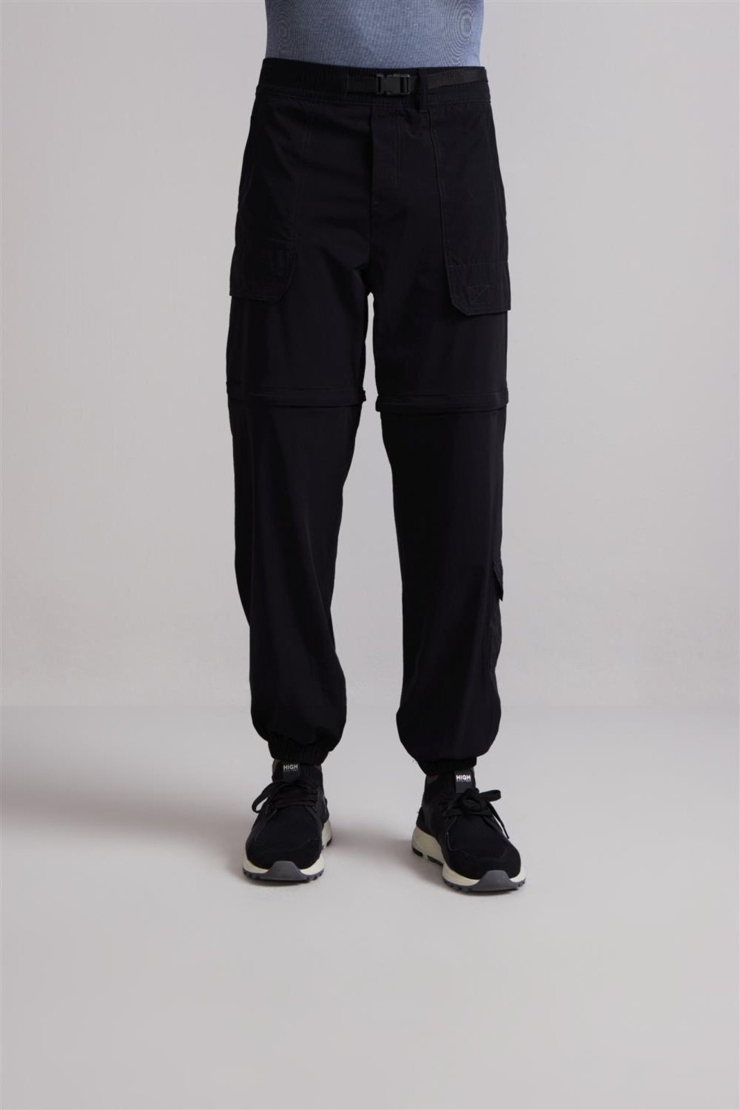 Imagem principal HIGHSTIL Calça Tecnocomfy Zíper Destacável Carrot HIGHSTIL preto