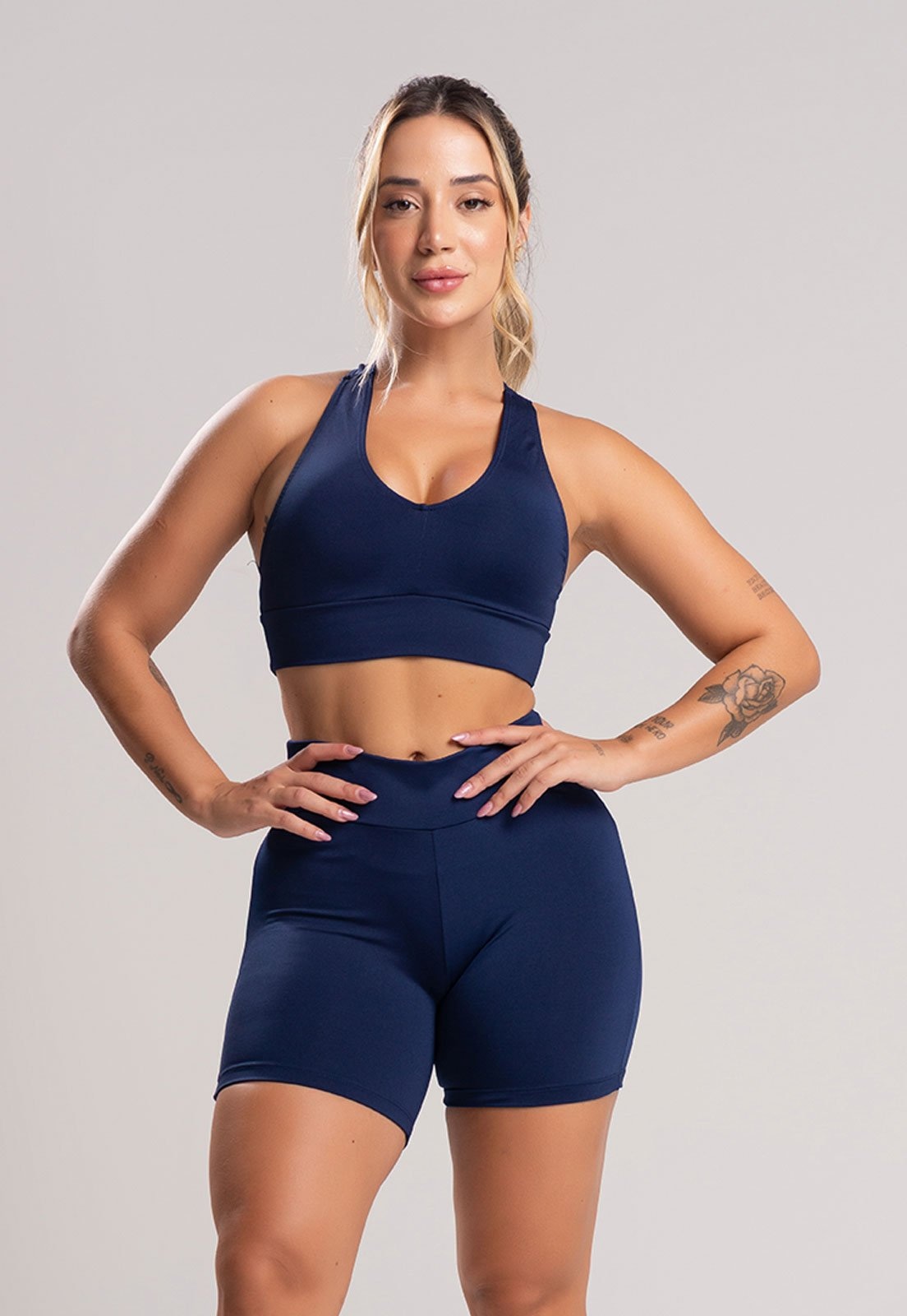 Imagem principal Short MVB Modas Curto Cintura Alta Fitness Azul Marinho Mvb Modas marrom azul