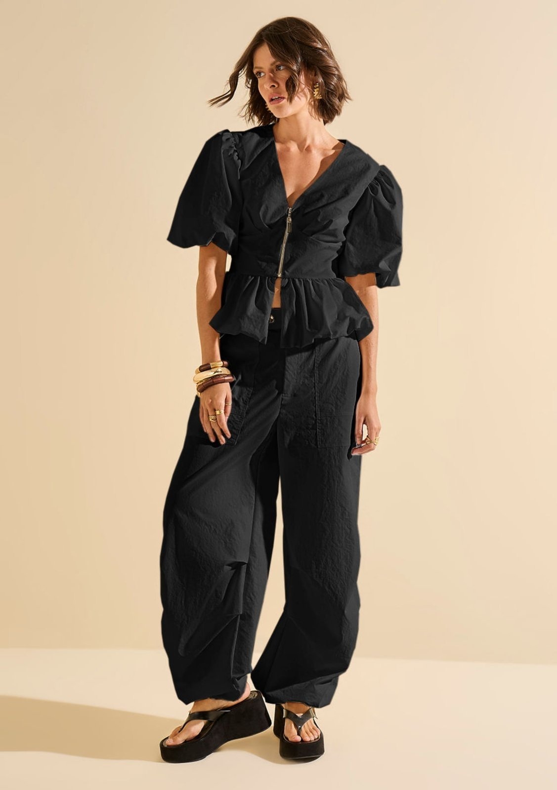 Imagem principal Calça Morena Rosa Cargo Alta Preto Morena Rosa preto rosa