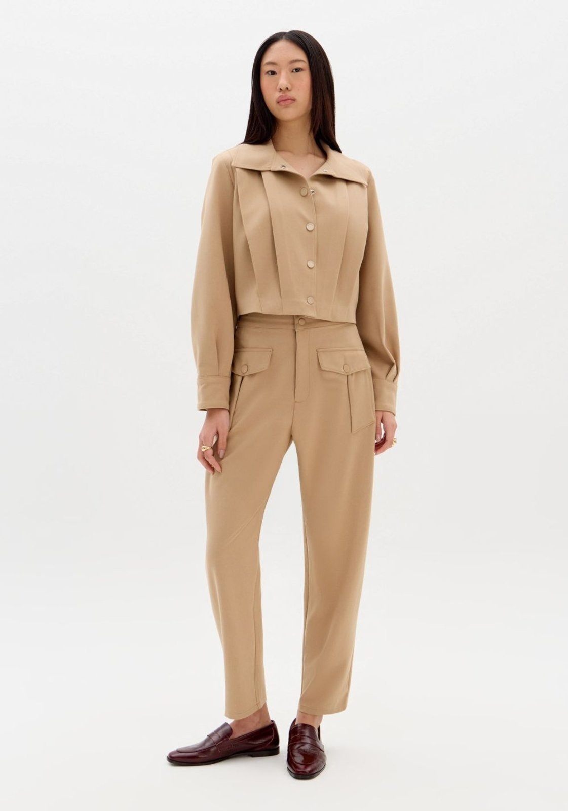 Imagem principal Calça Alfaiataria Carrot Cintura édia My Favorite Things bege