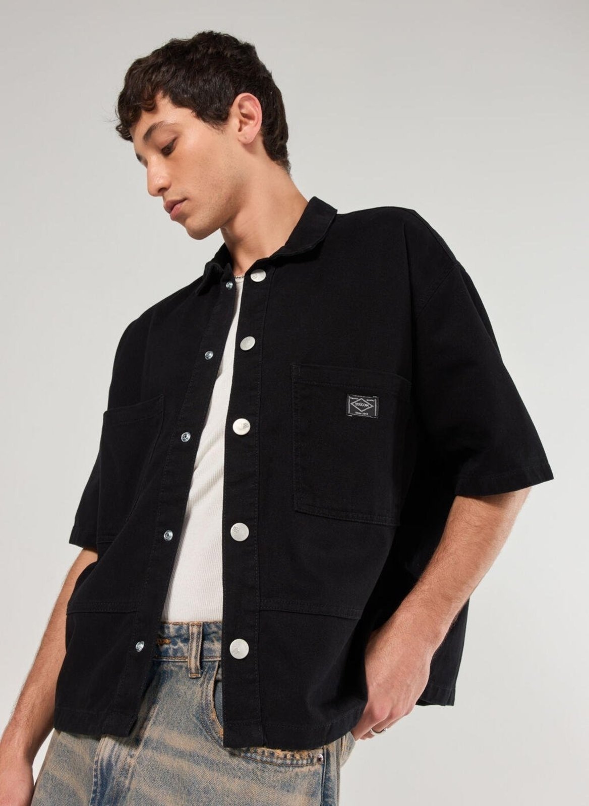 Imagem principal Camisa Box Em Sarja Preta Youcom preto