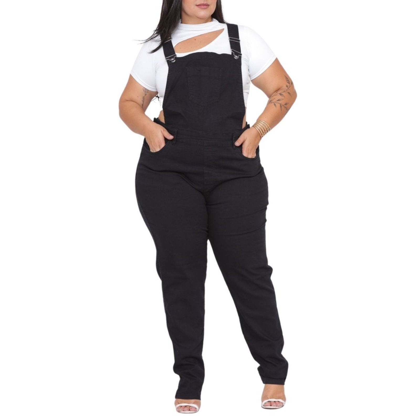 Imagem principal Macacão Jardineira Feminino Plus Size Jeans Loka preto