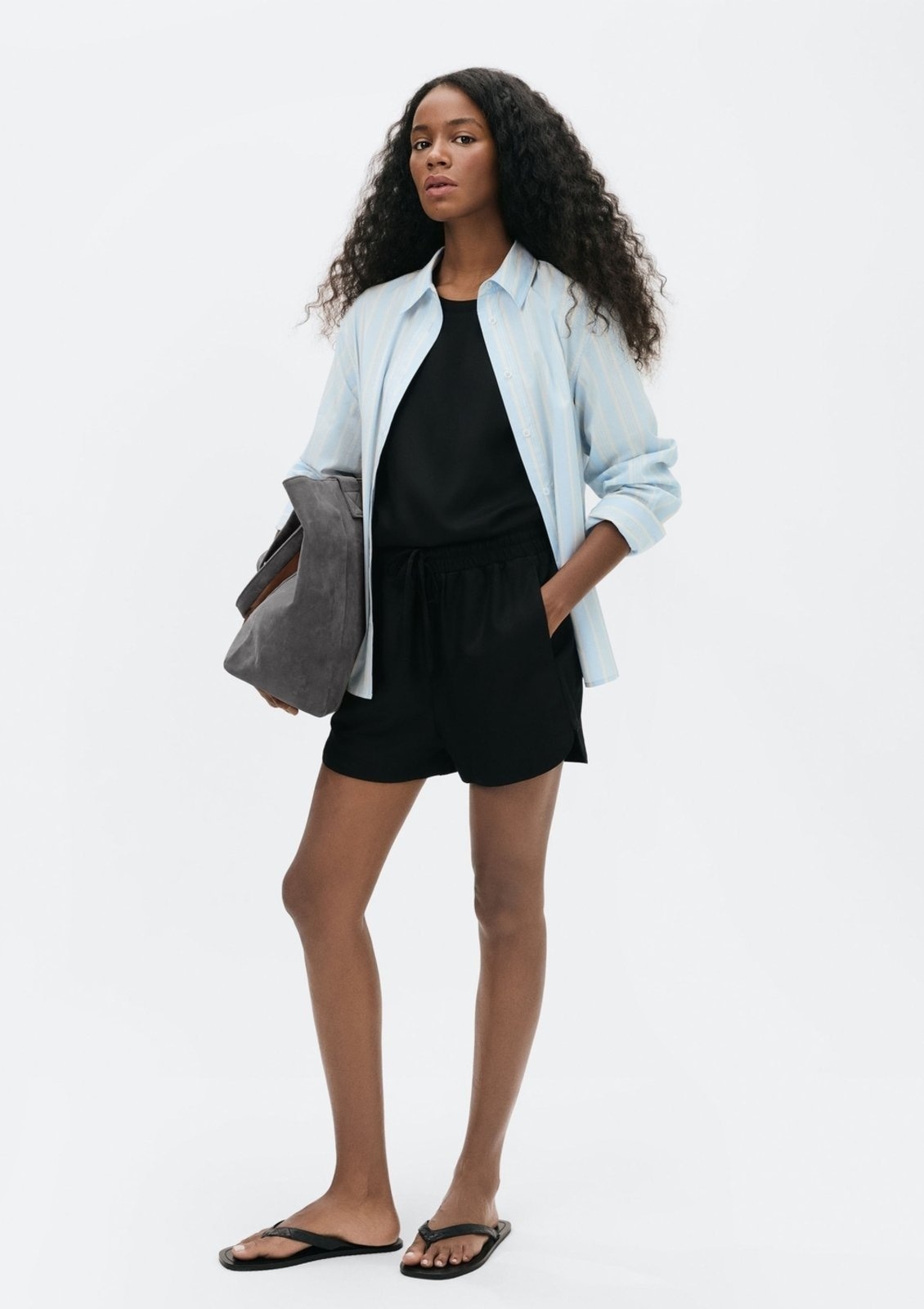 Imagem principal Shorts Feminino Runner Cintura édia Hering preto