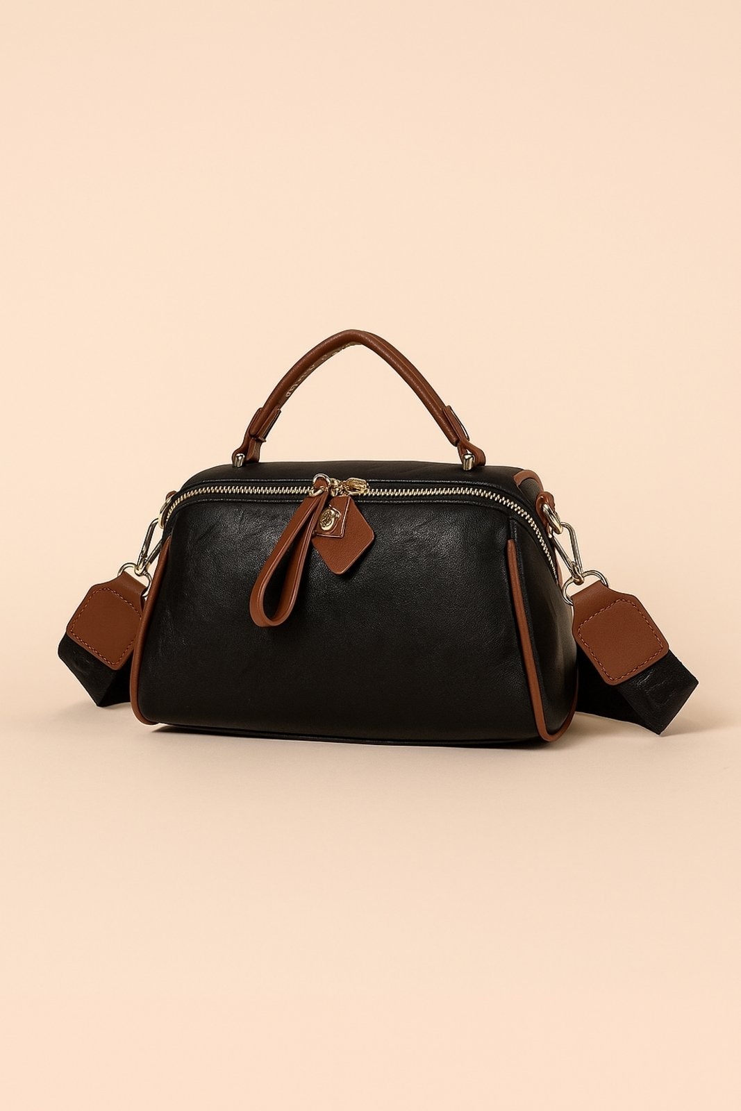 Imagem principal Bolsa Pequena Transversal D Bell Outlet Fashion Preta D BELL OUTLET FASHION marrom