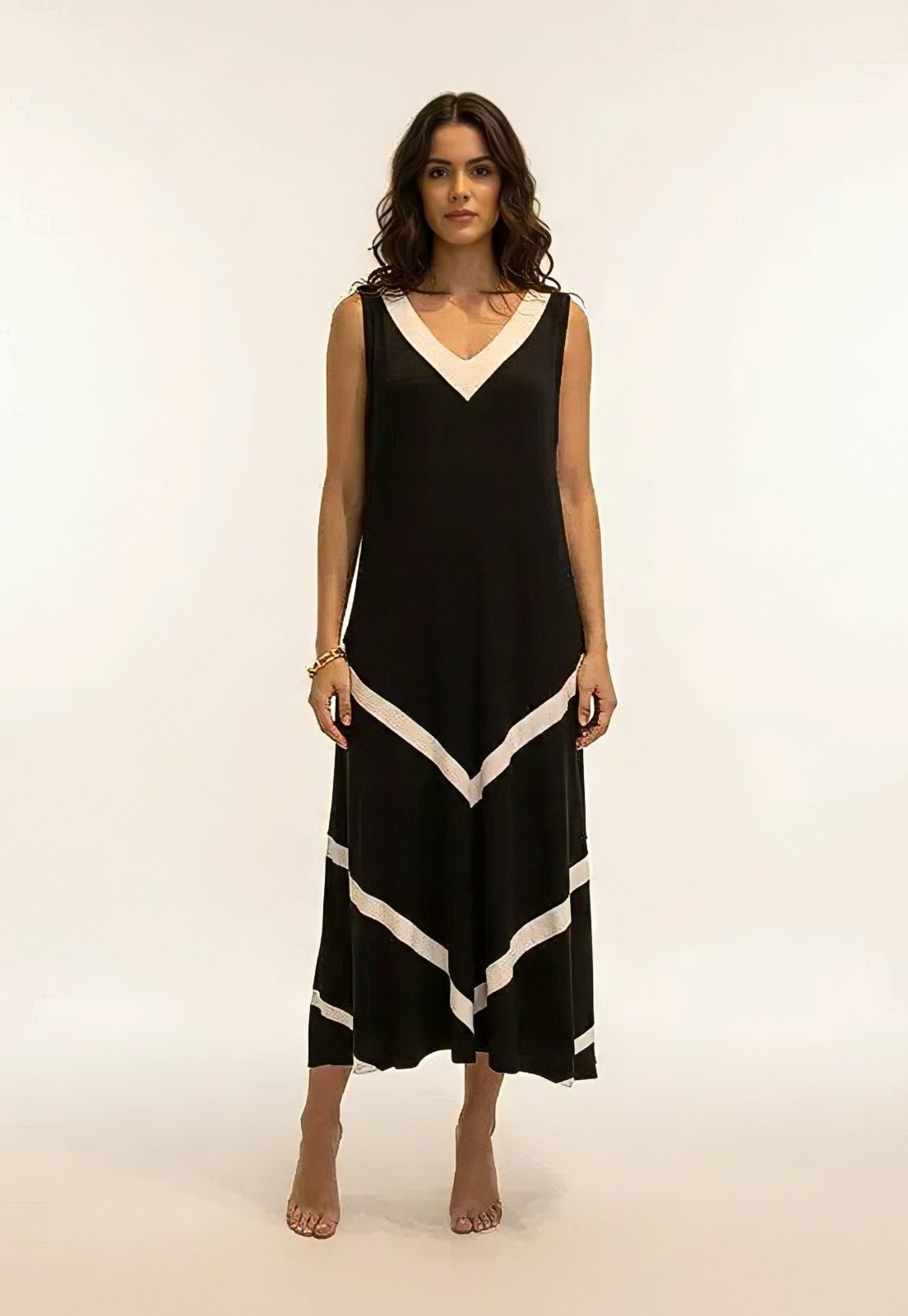 Imagem principal Vestido CabanaFee Serena Regata Malha Midi Plus e Branco Cabanafree preto